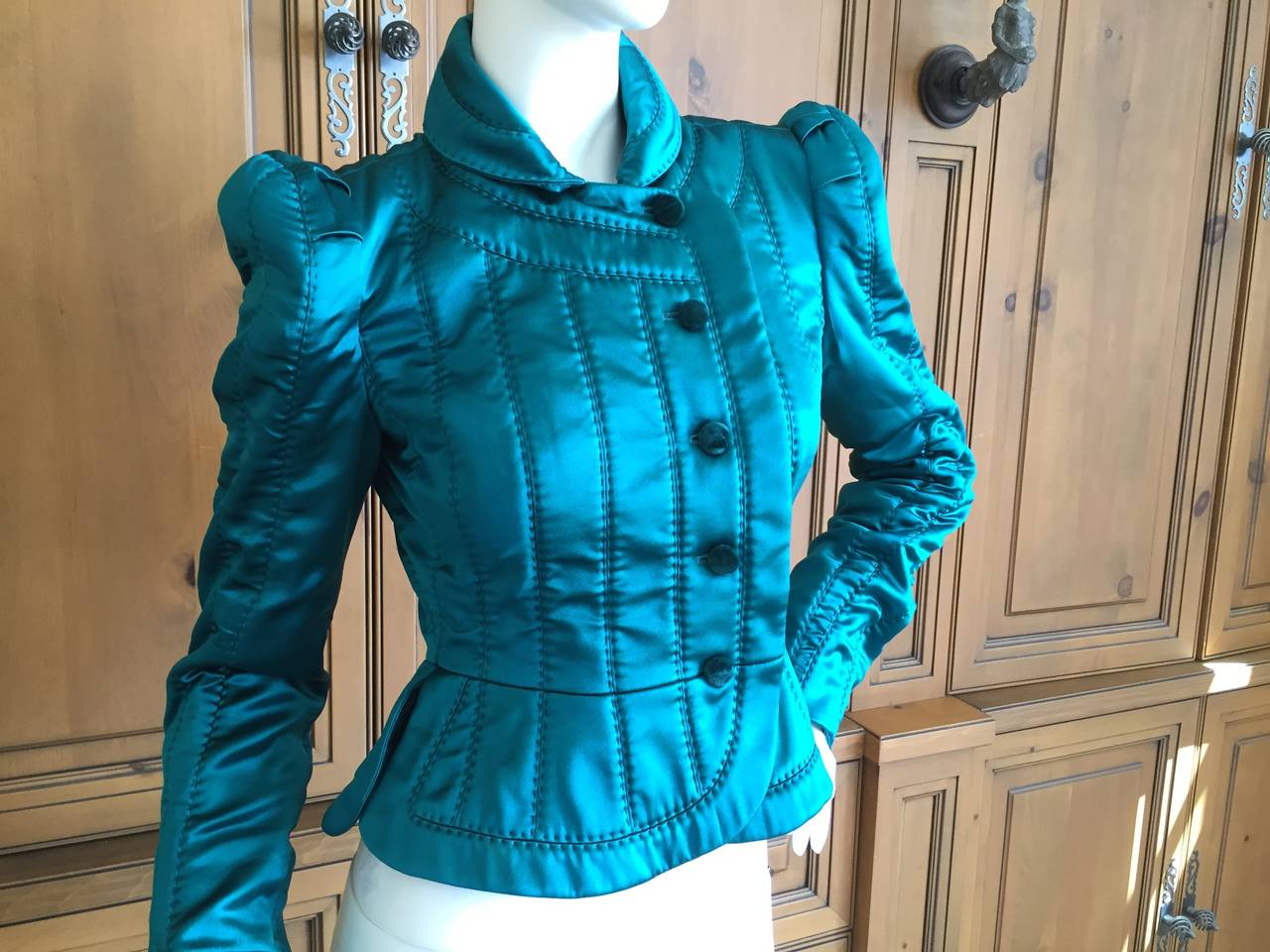Yves Saint Laurent Tom Ford Fall 2002 Pagoda Shoulder Jacket 

Peacock Green Silk

Jacket is marked sz 36

BUST:	36
