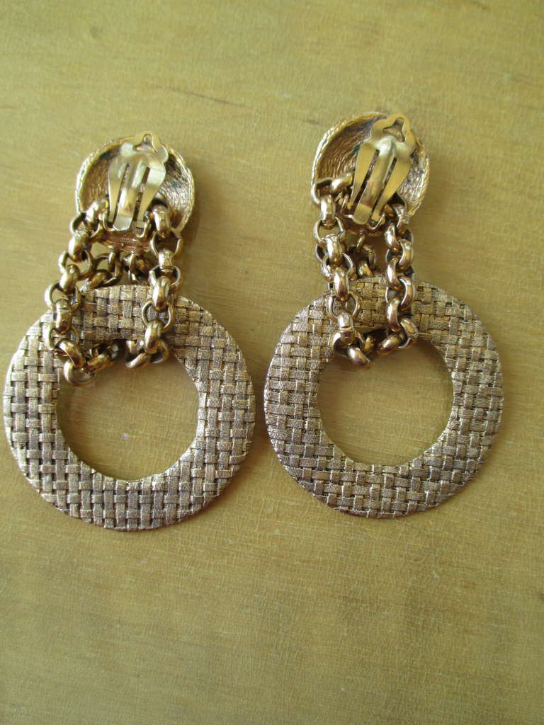 Chanel Large Gold Tone Hoop Earrings In Excellent Condition In Cloverdale, CA