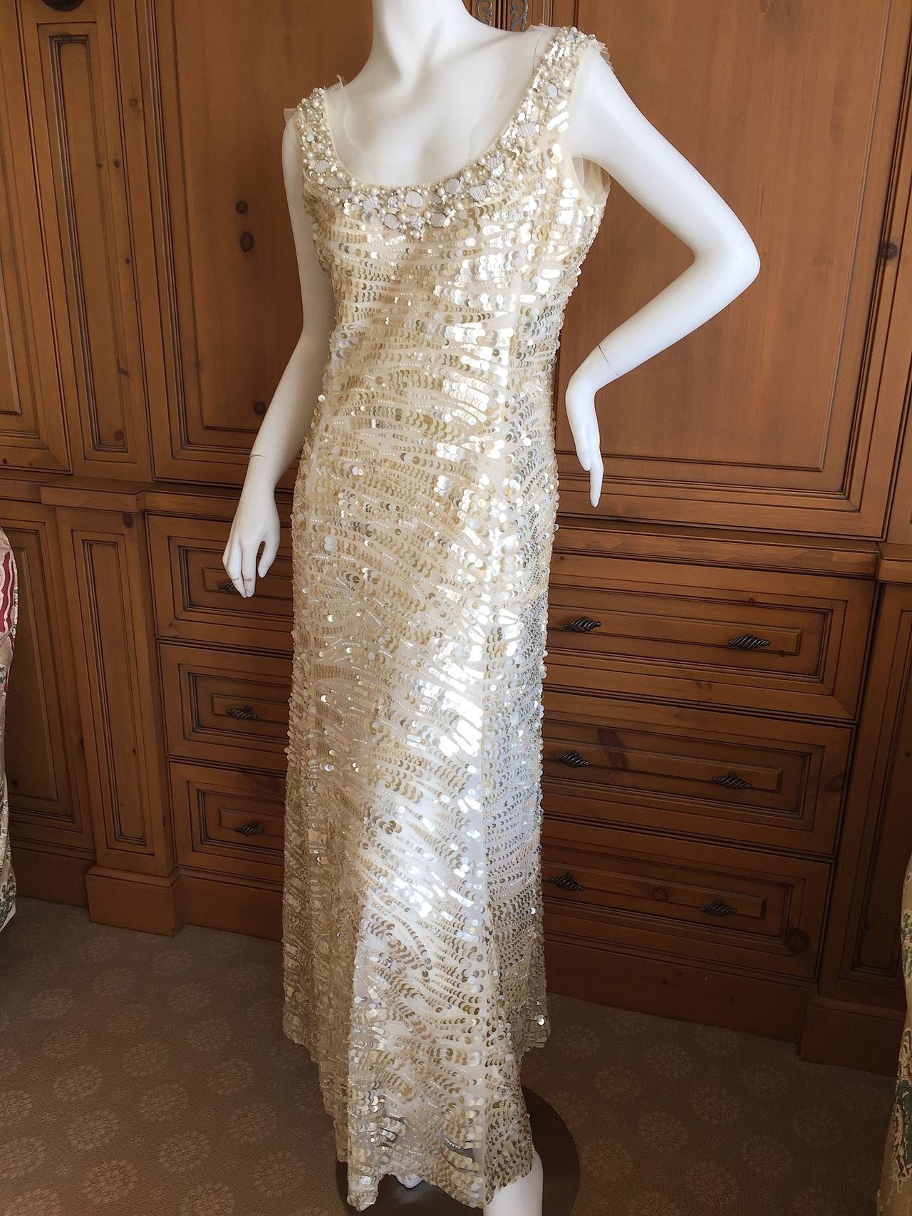Oscar de la Renta Shimmering Evening Dress Size 14 In Excellent Condition In Cloverdale, CA