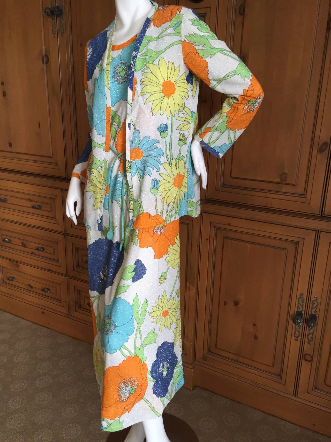 The Lilly by Lilly Pulitzer Sleeveless Floral Dress & Jacket In Excellent Condition For Sale In Cloverdale, CA