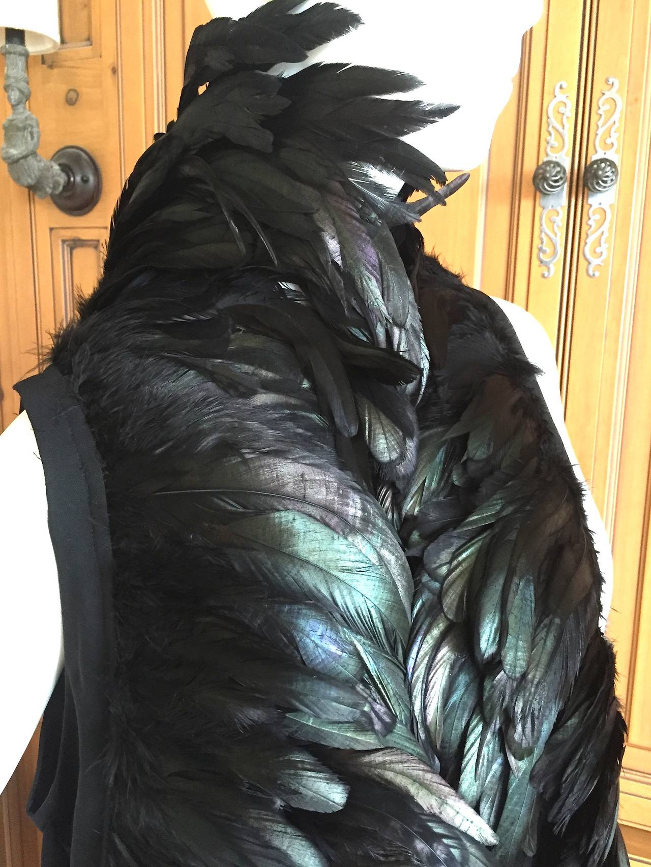 Ann Demeulemeester Gilet en plumes dramatiques 1