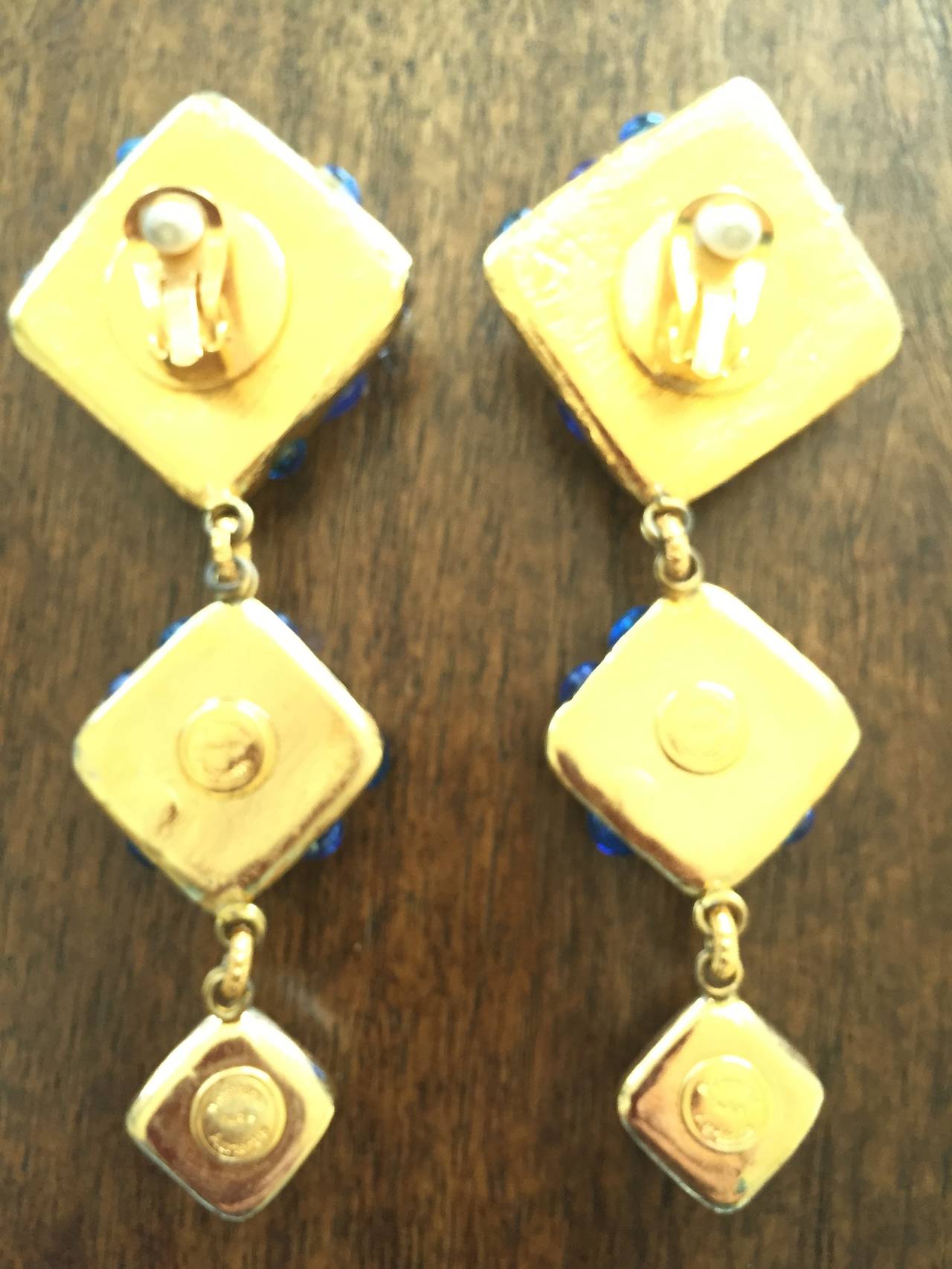 Dominique Aurientis Shoulder Duster Runway Earrings In Excellent Condition In Cloverdale, CA