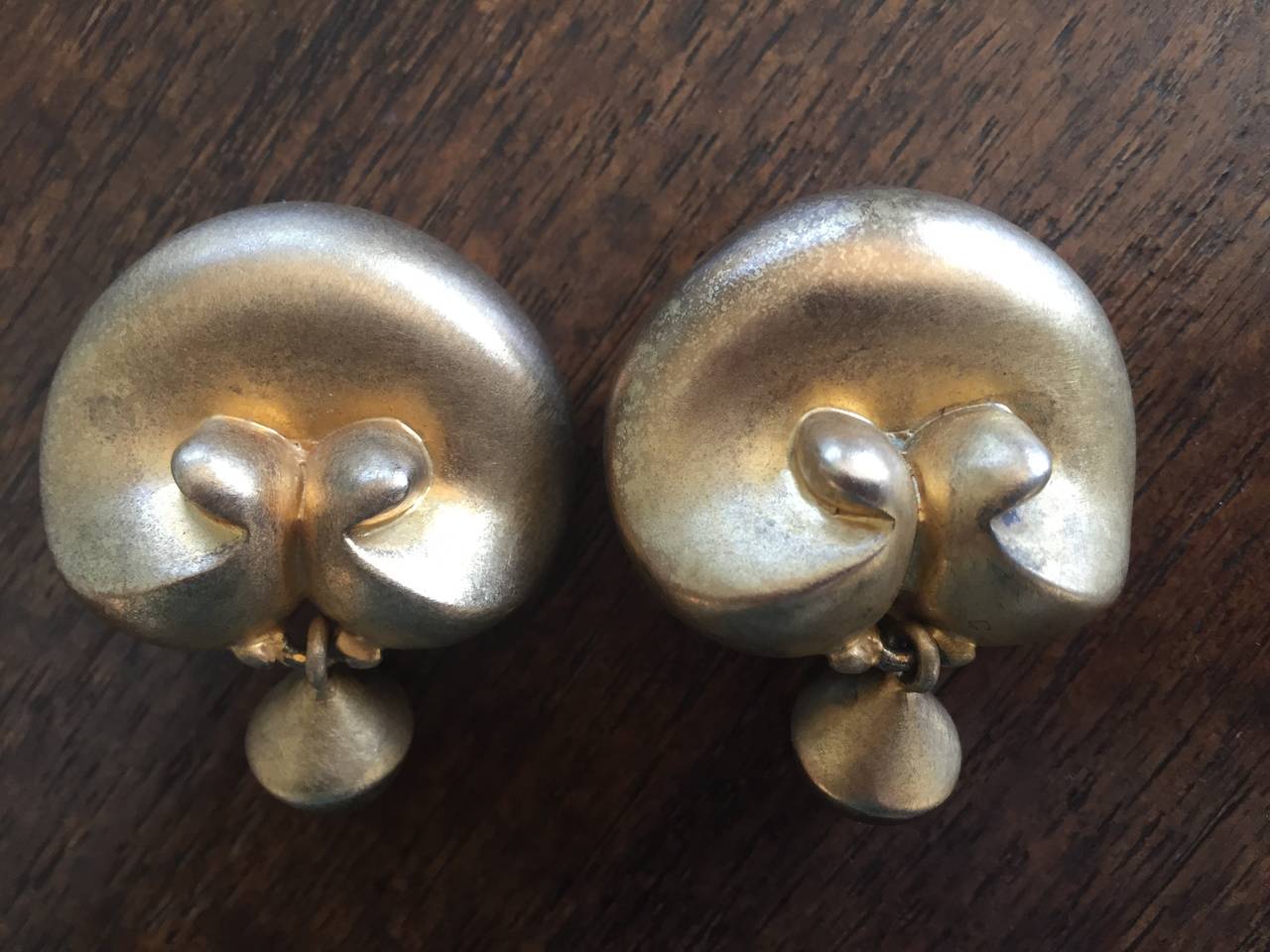 Patricia Von Musulin Sterling Silver Vermeil Big Apple Clip Earrings In Good Condition In Cloverdale, CA