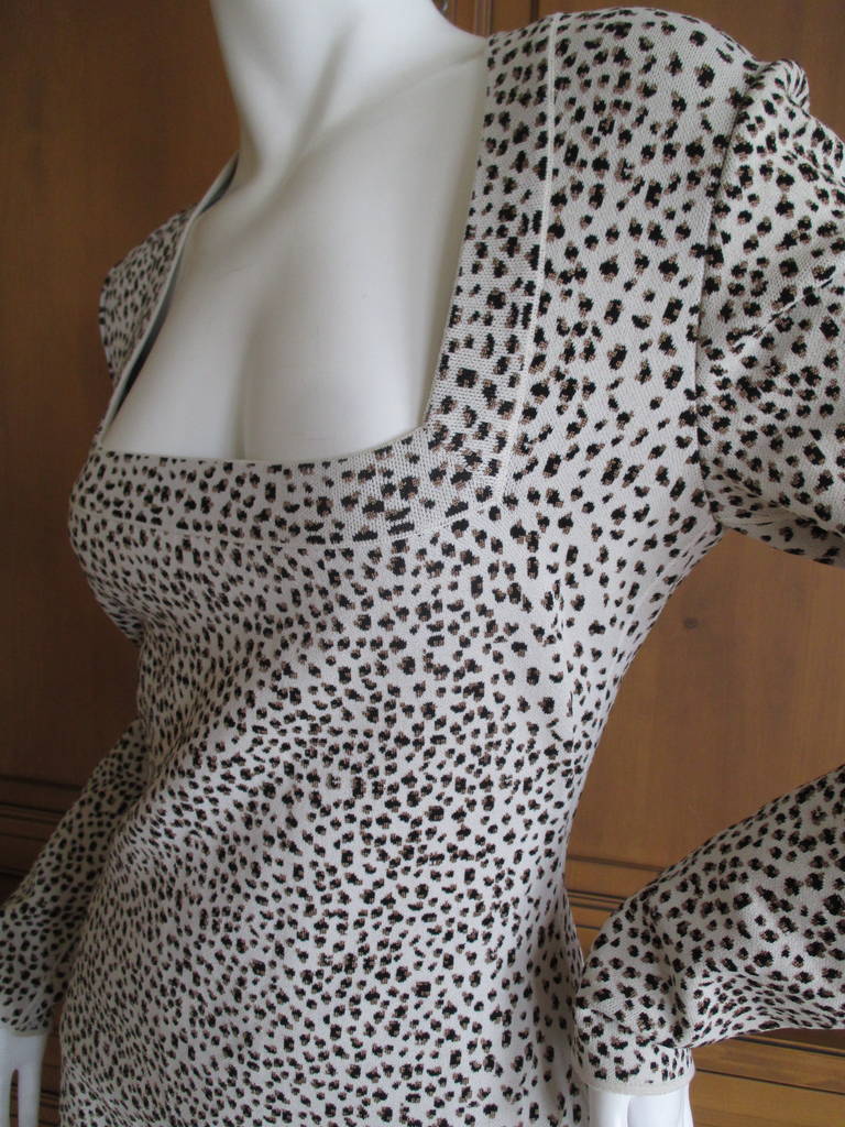 Alaia Snow Leopard Dress .
Wonderull Bodycon dress in a hard to find size.
Viscose poly blend.
In excellent condition
 sz 42