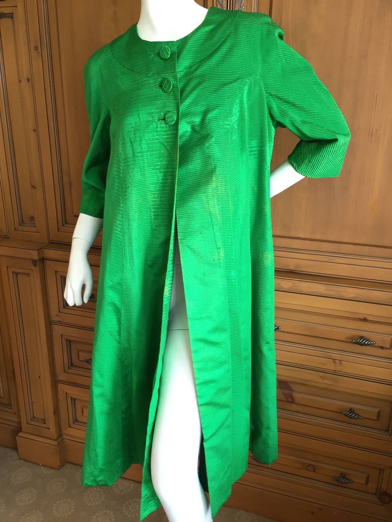 Women's Sophie of Saks Couture 1940 Emerald Green Silk Swing Coat For Sale