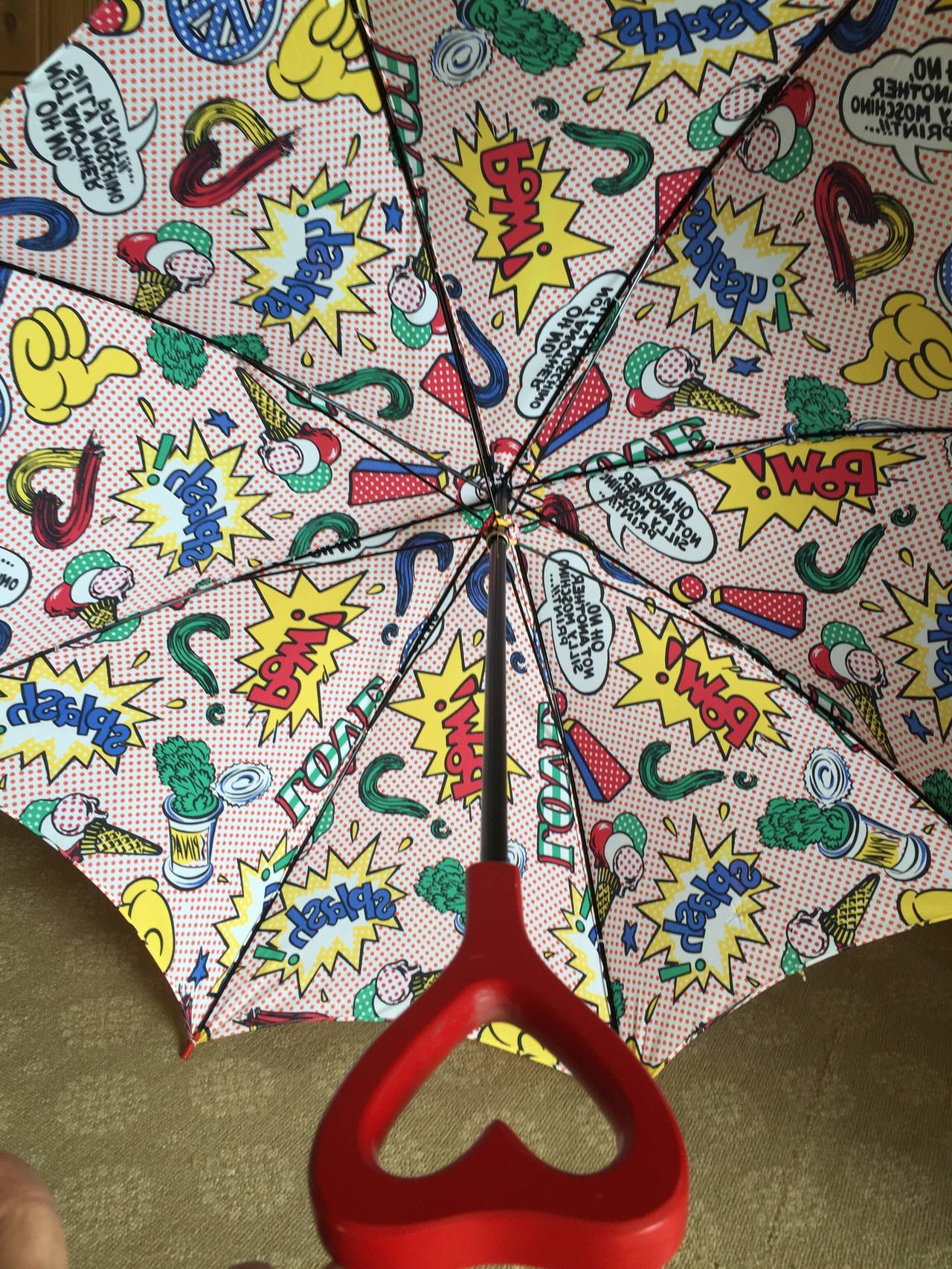 Moschino 1991 Lichtenstein Inspired Umbrella with Heart Handle 3