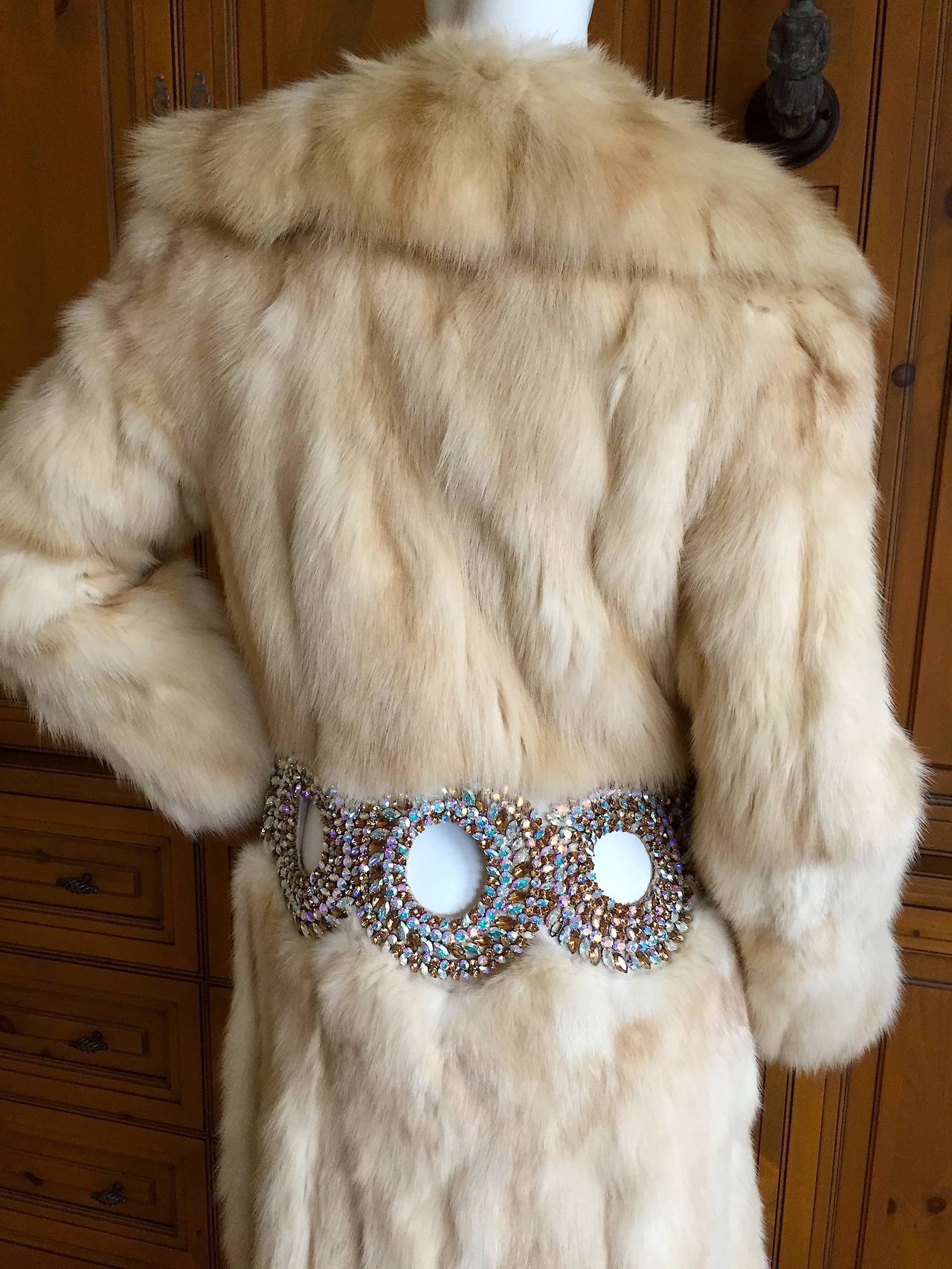 Luxurious Sable Fur Coat w. Wide Jeweled 
