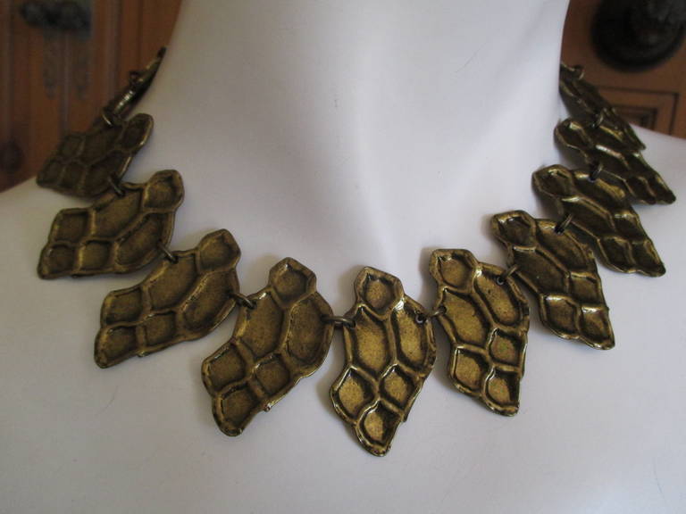 Yves Saint Laurent Rive Guache Vintage Honeycomb Necklace In Good Condition In Cloverdale, CA