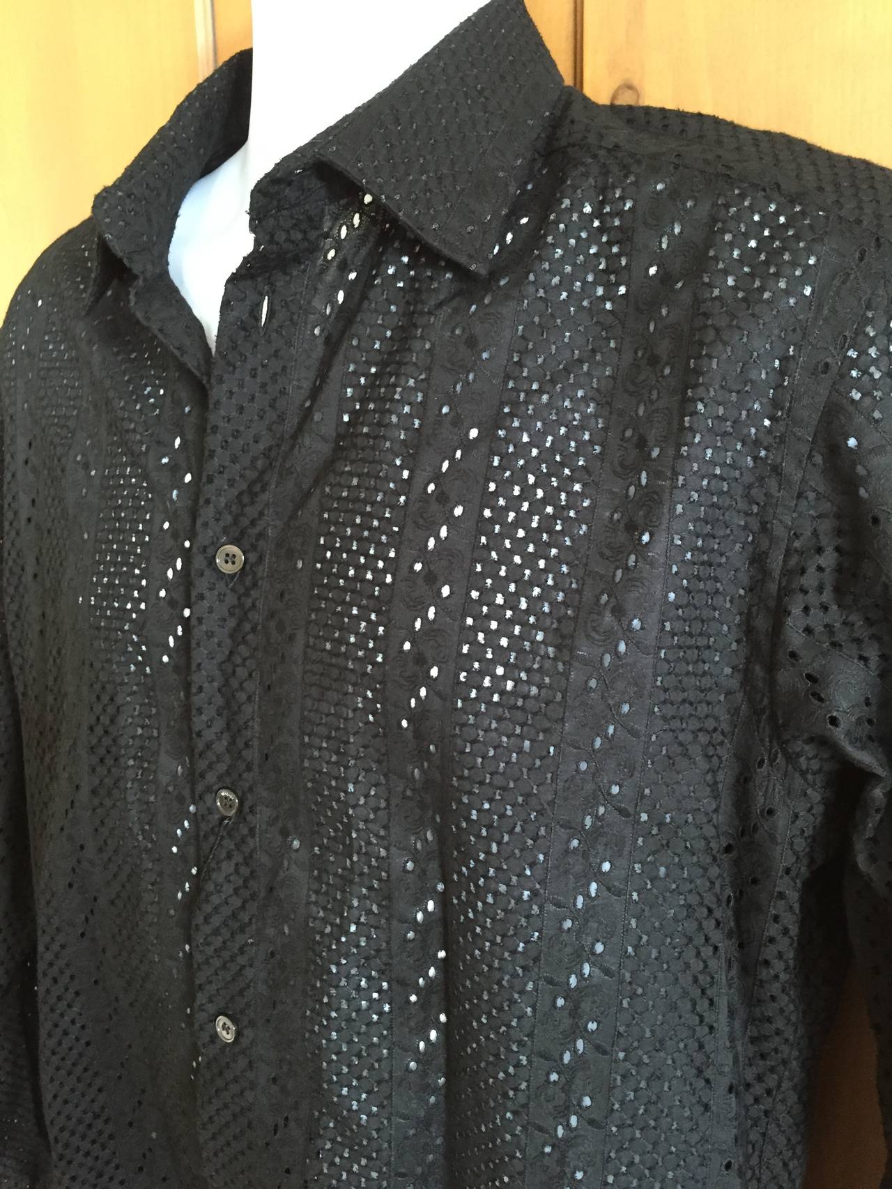 Wonderful vintage 1990 black cotton eyelet shirt.
Deadstock, unworn with tags, sz 50 Eu , 40 US
Measurements;
Chest 45