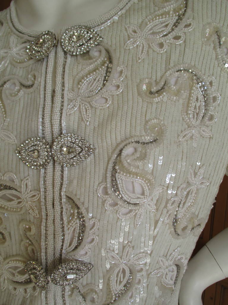 Oscar de la Renta White Beaded Sequin Paisley Suit In Excellent Condition In Cloverdale, CA