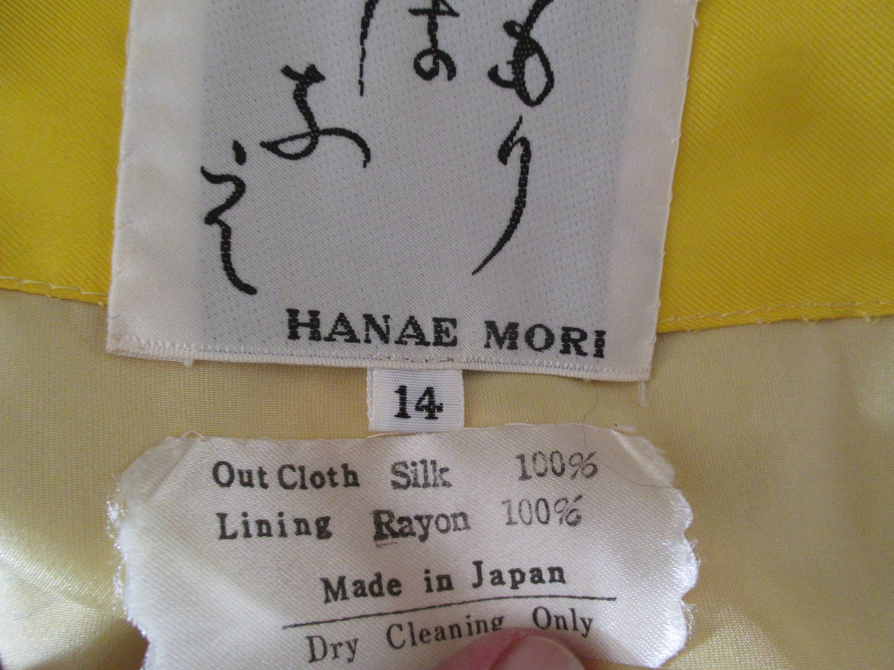Hanae Mori Yellow Silk Dress & Caftan In Excellent Condition In Cloverdale, CA