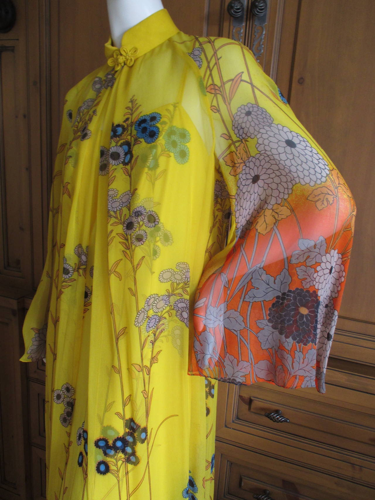 Hanae Mori Yellow Silk Dress & Caftan 4