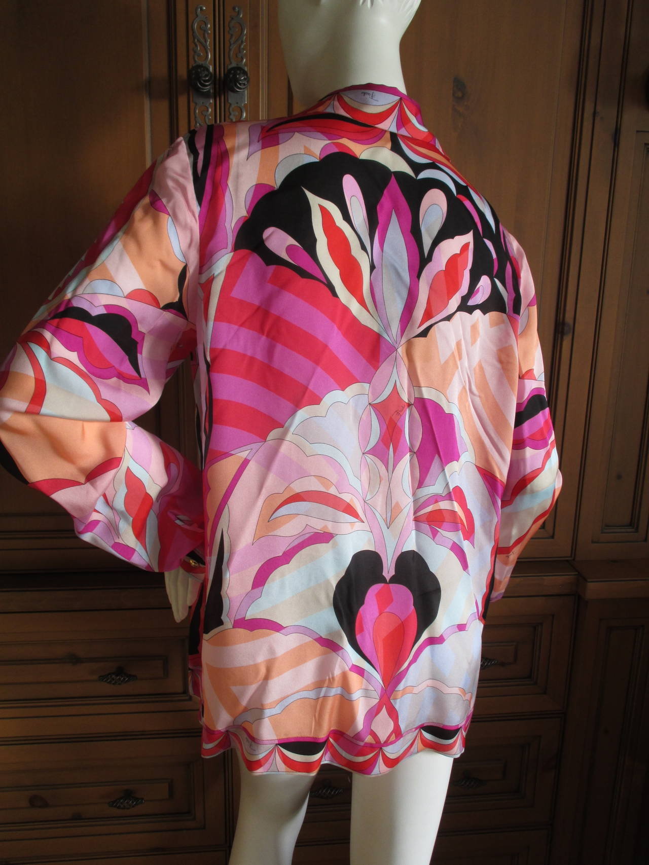 Emilio Pucci  Silk Blouse NWT In New Condition In Cloverdale, CA