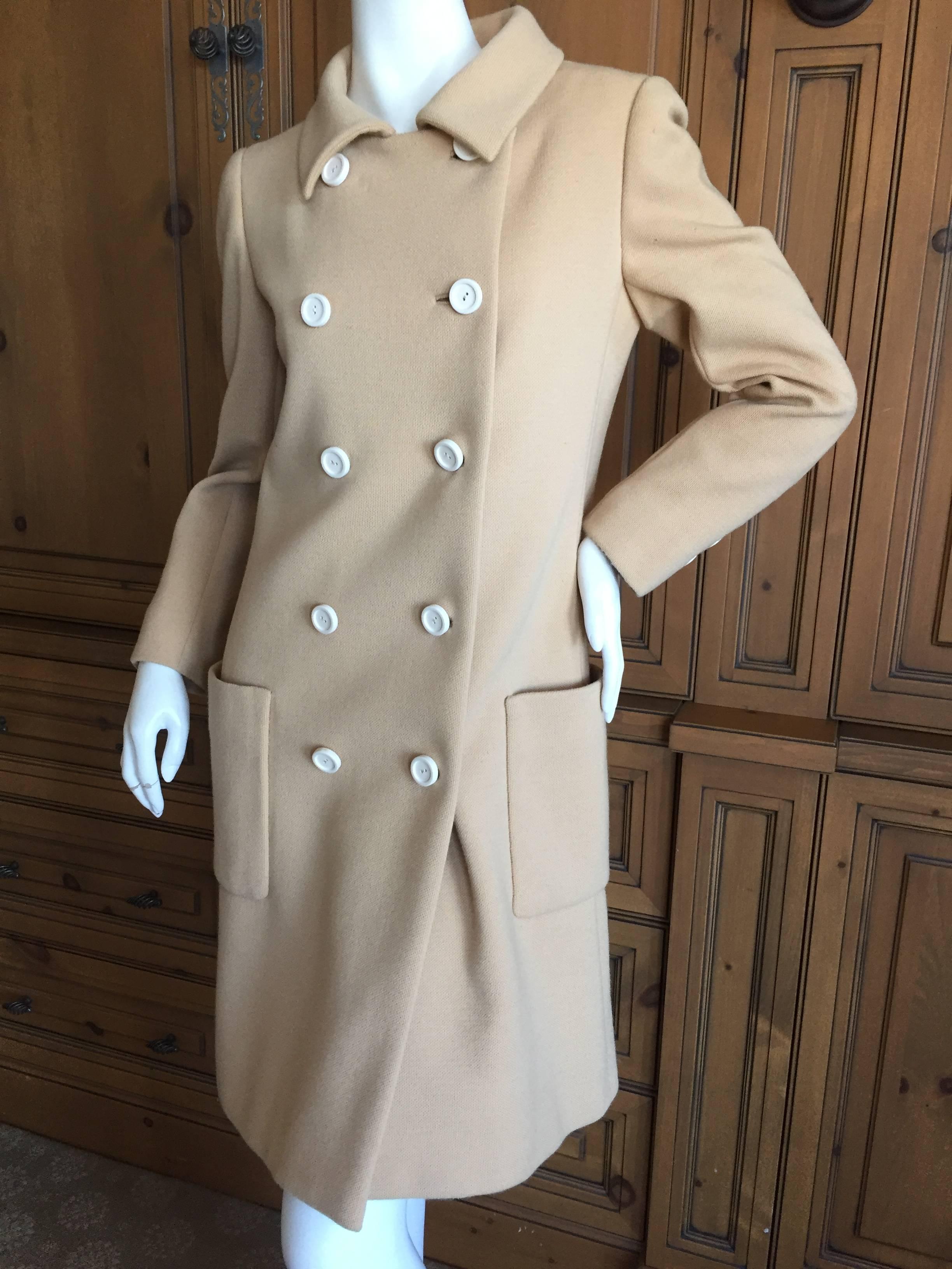 Norman Norell 1960 Light Brown Coat In Good Condition For Sale In Cloverdale, CA