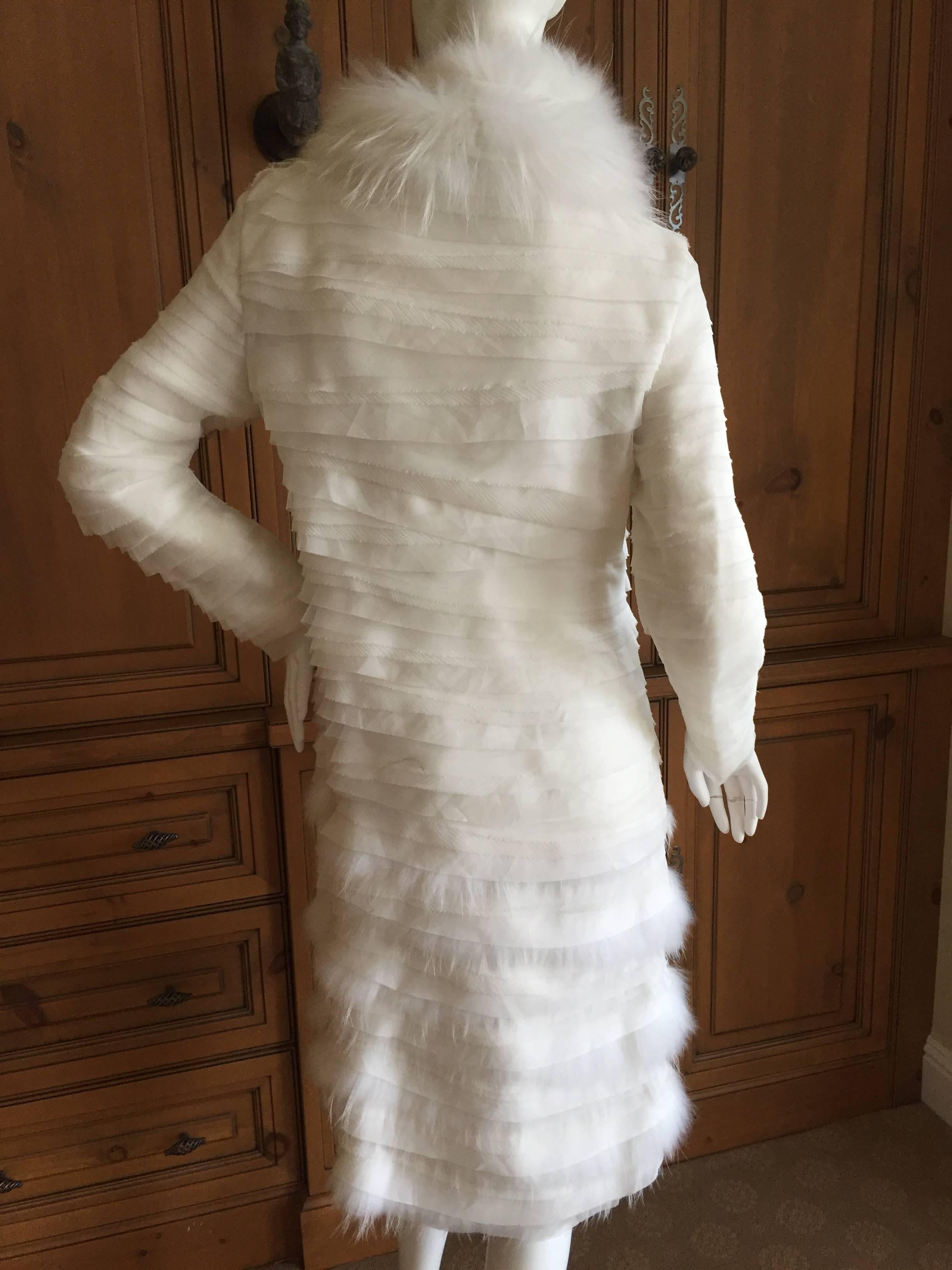 Oscar de la Renta Luxurious White Fur Trimmed Tiered Silk Coat 2