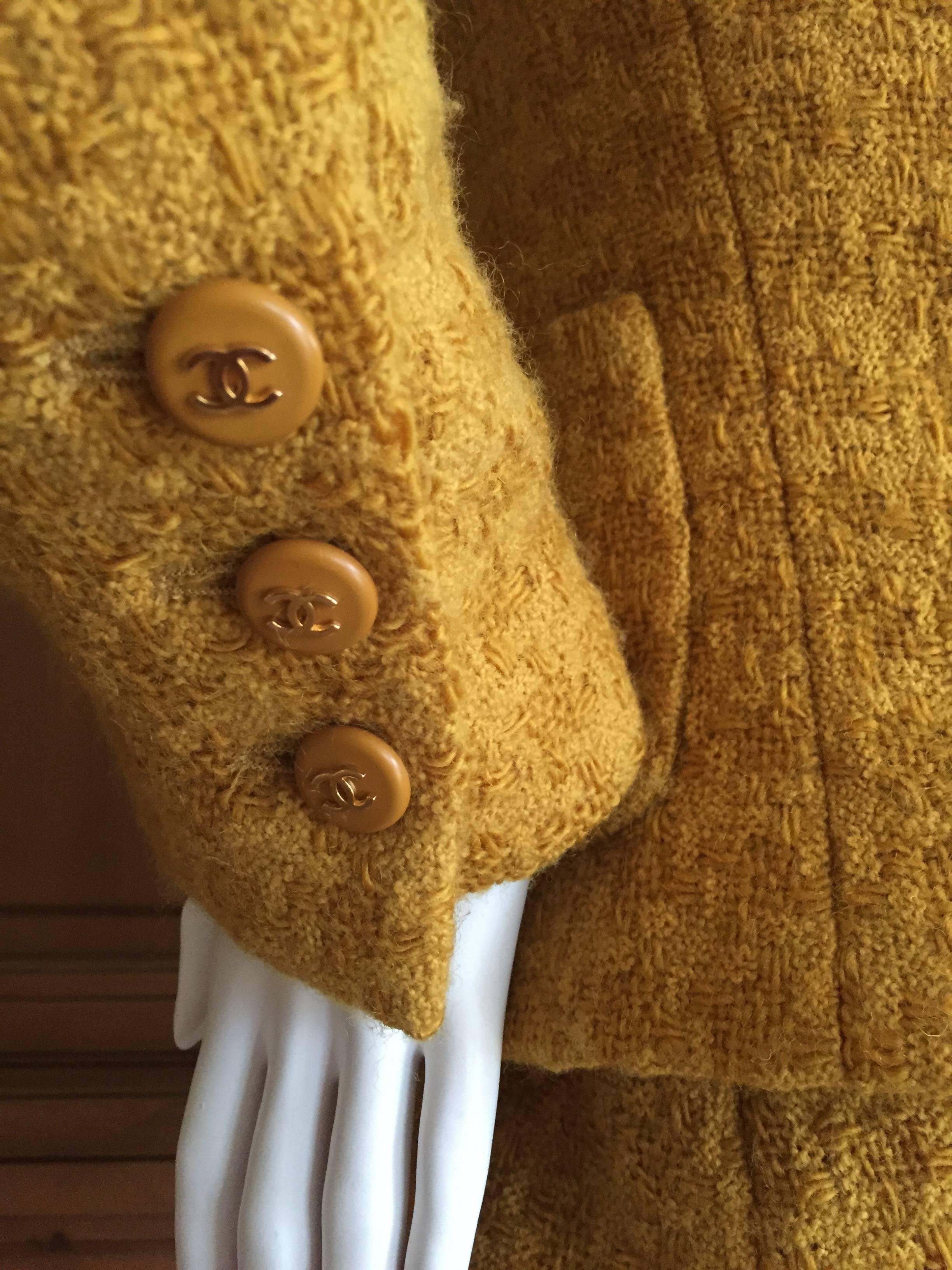 Chanel Vintage Mustard Boucle Suit In Excellent Condition In Cloverdale, CA