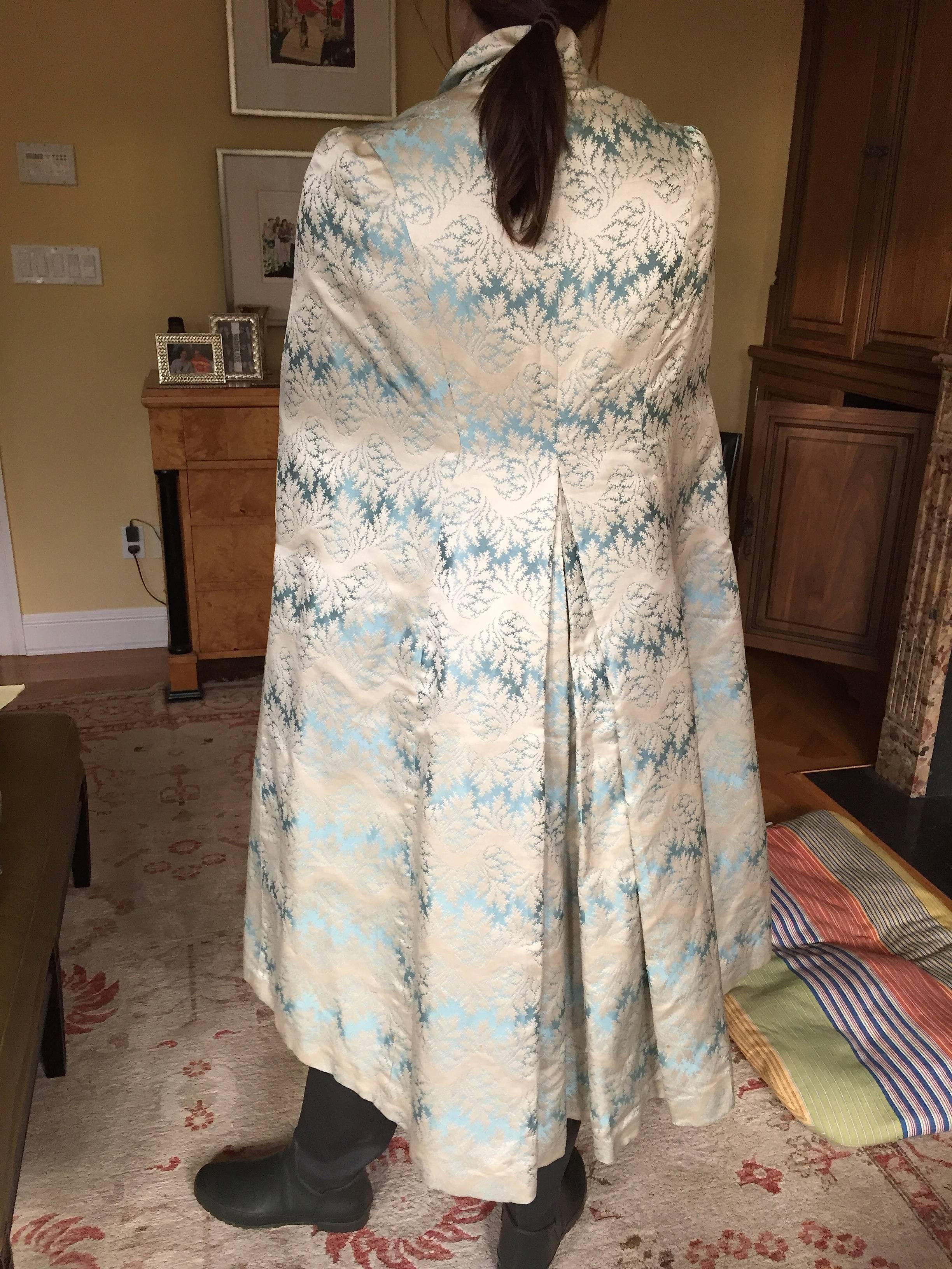 Women's Fine French Silk Brocade 19th Century Summer Hooded Outing Cloak  For Sale