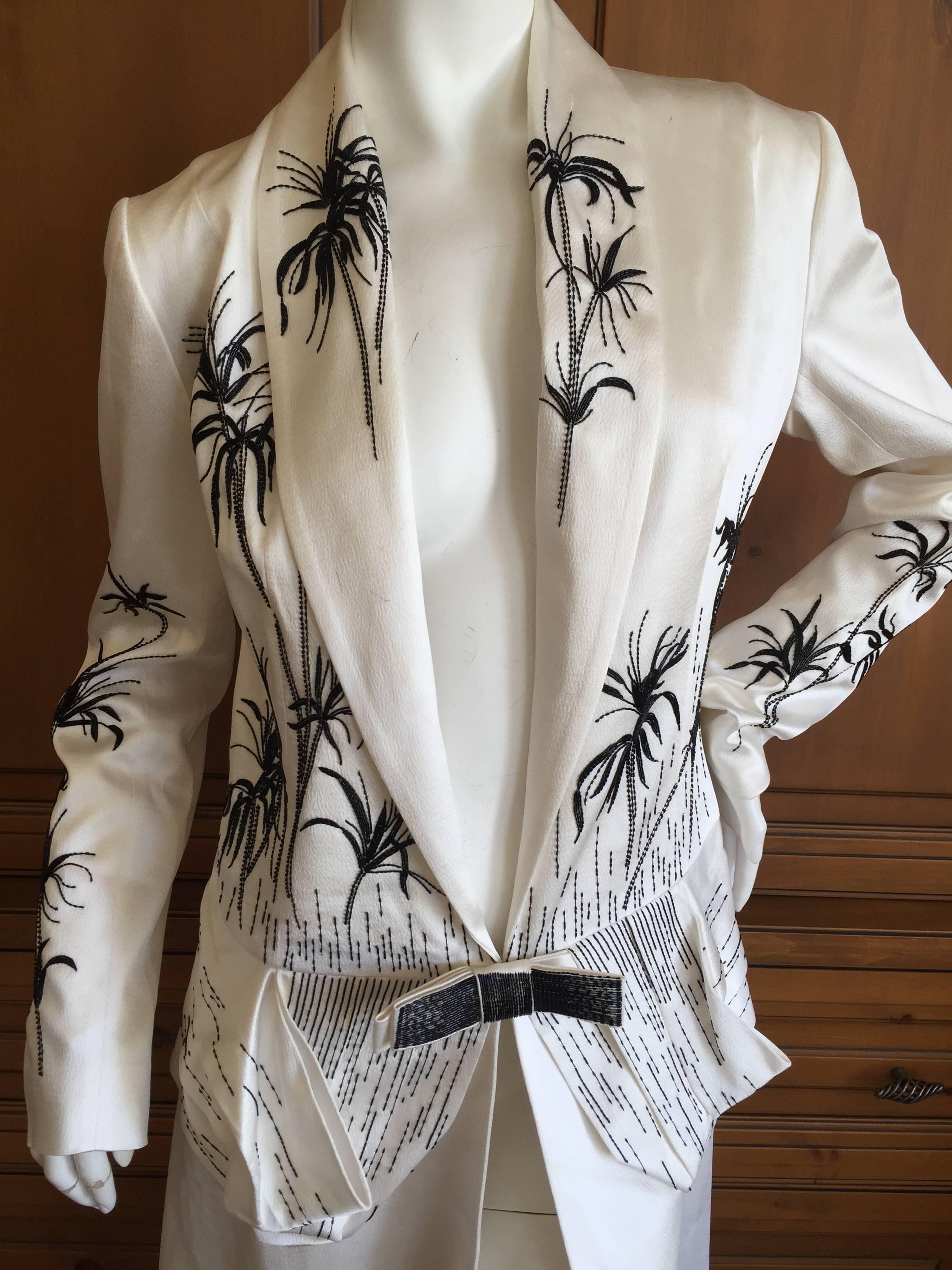 Christian Dior by Gianfranco Ferre White Hammered Silk Beaded Evening Coat For Sale 2