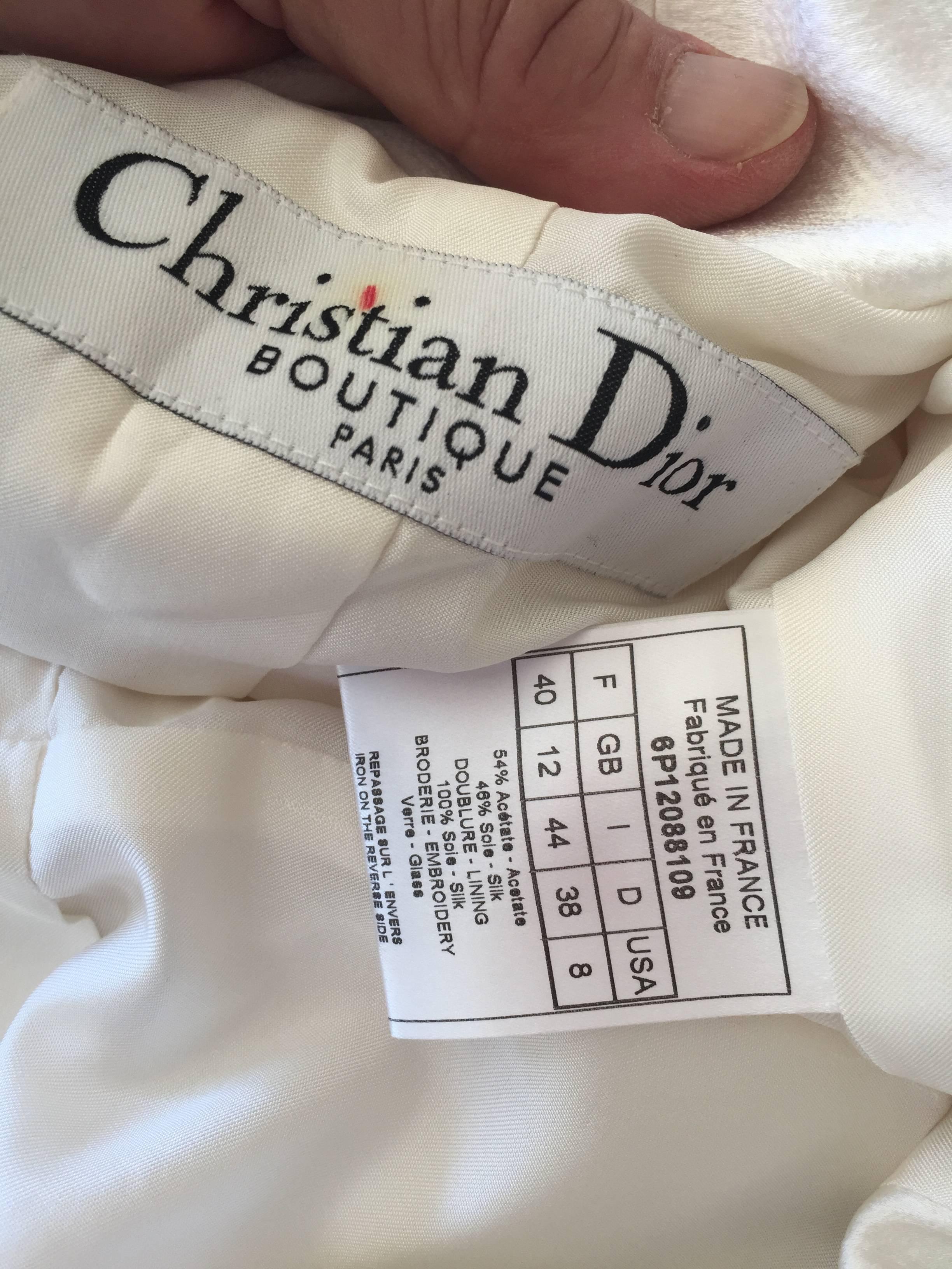 Christian Dior by Gianfranco Ferre White Hammered Silk Beaded Evening Coat For Sale 3