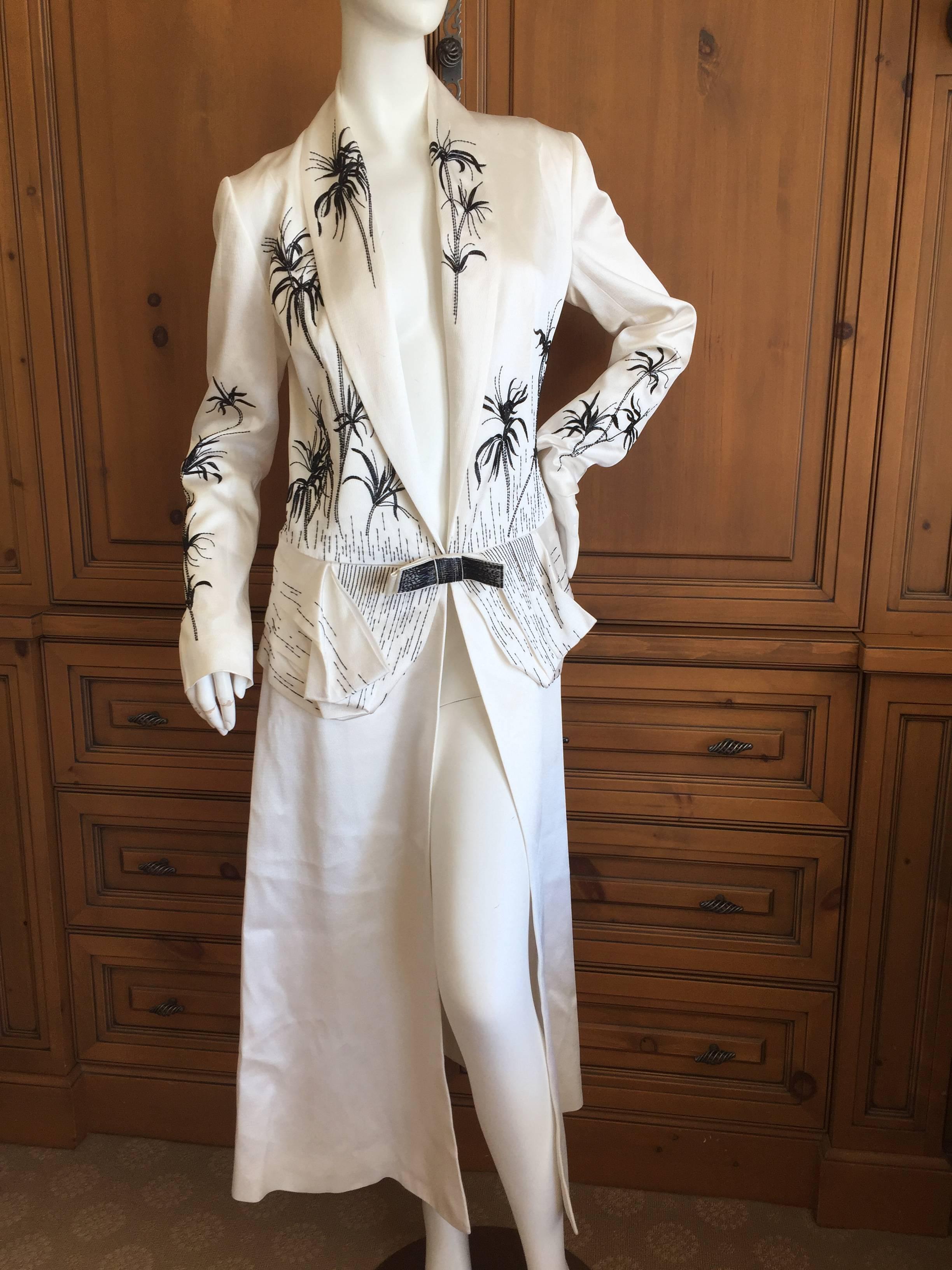 Christian Dior by Gianfranco Ferre White Hammered Silk Beaded Evening Coat For Sale 5