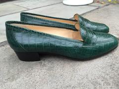 Helene Arpels Couture Paris Green Alligator "Penny" Loafers