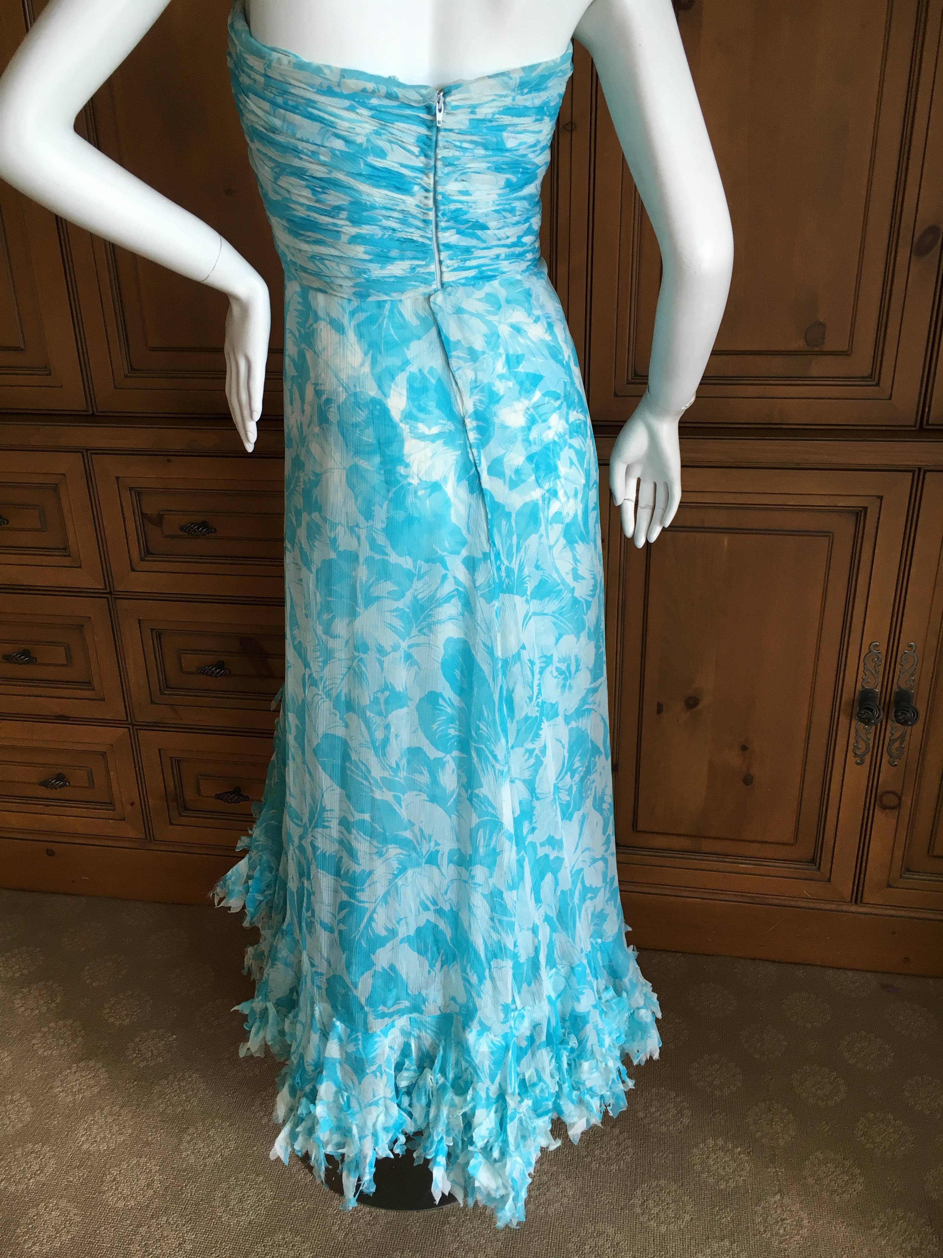 Oscar de la Renta Ruffled Silk Strapless Vintage Cocktail Dress In Excellent Condition For Sale In Cloverdale, CA