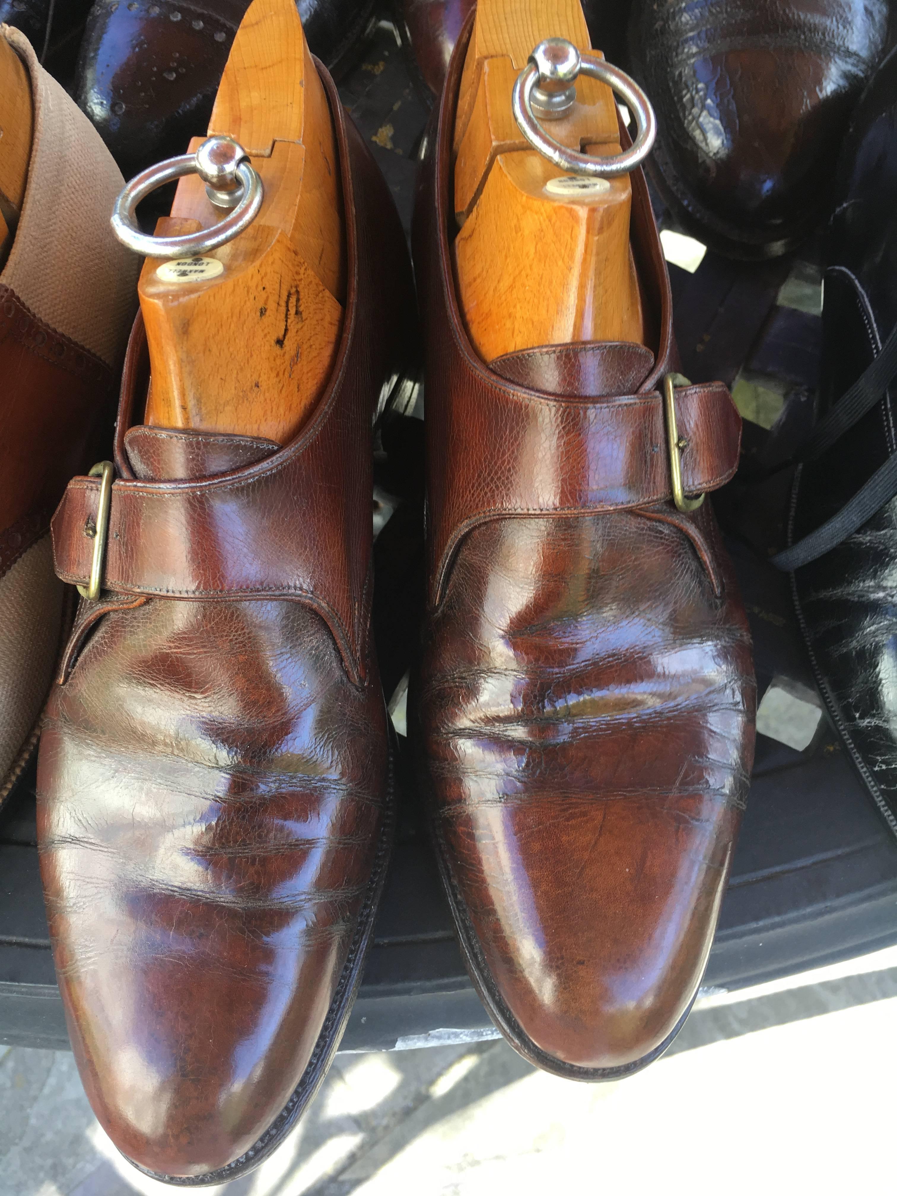 Maxwell London 12 Pair of Pre War Bespoke Gentleman's Shoes w Shoe Trees In Good Condition For Sale In Cloverdale, CA