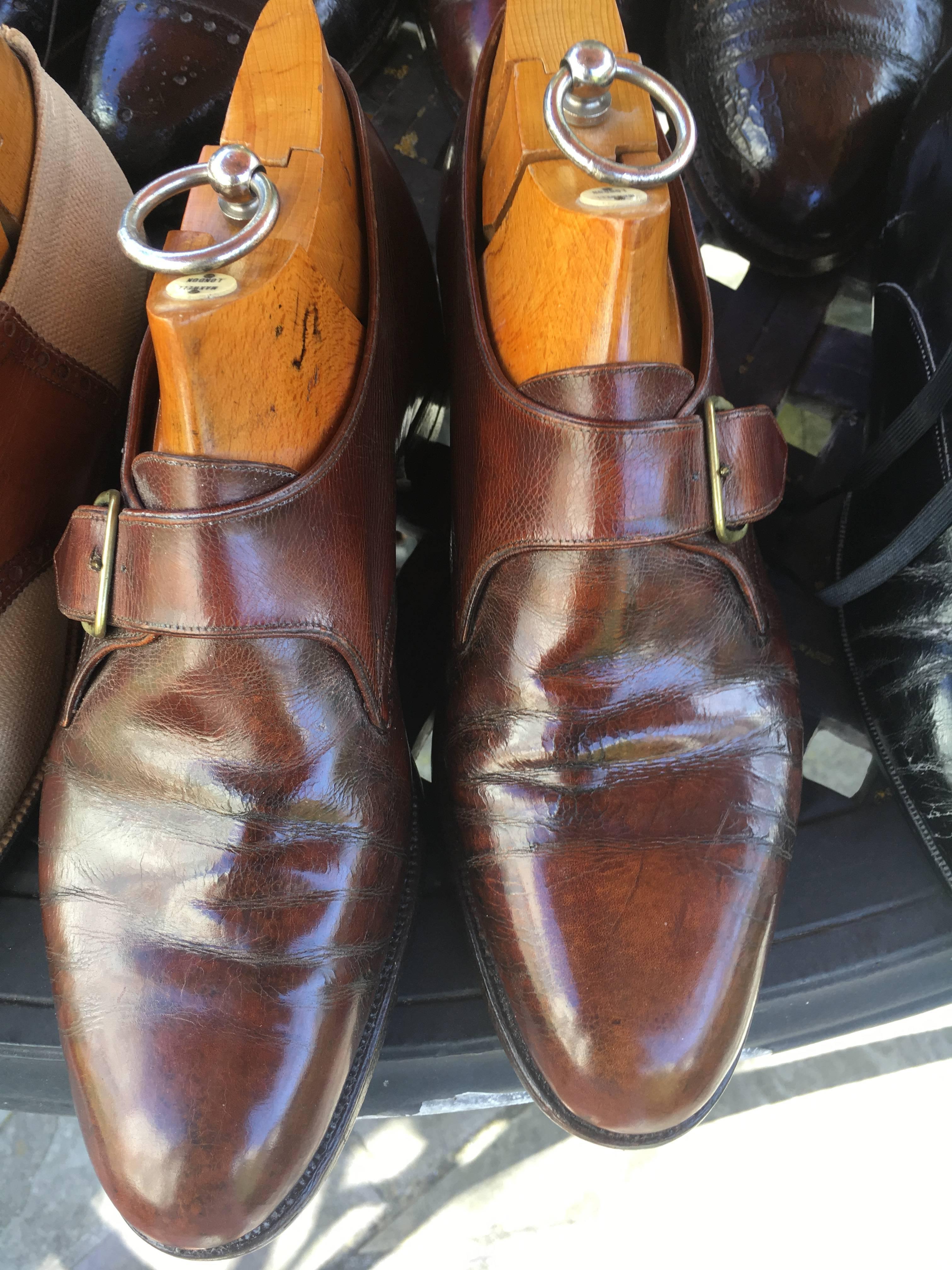 Maxwell London - 12 paires de chaussures pour homme d'avant-guerre sur mesure avec arbres à chaussures en vente 2