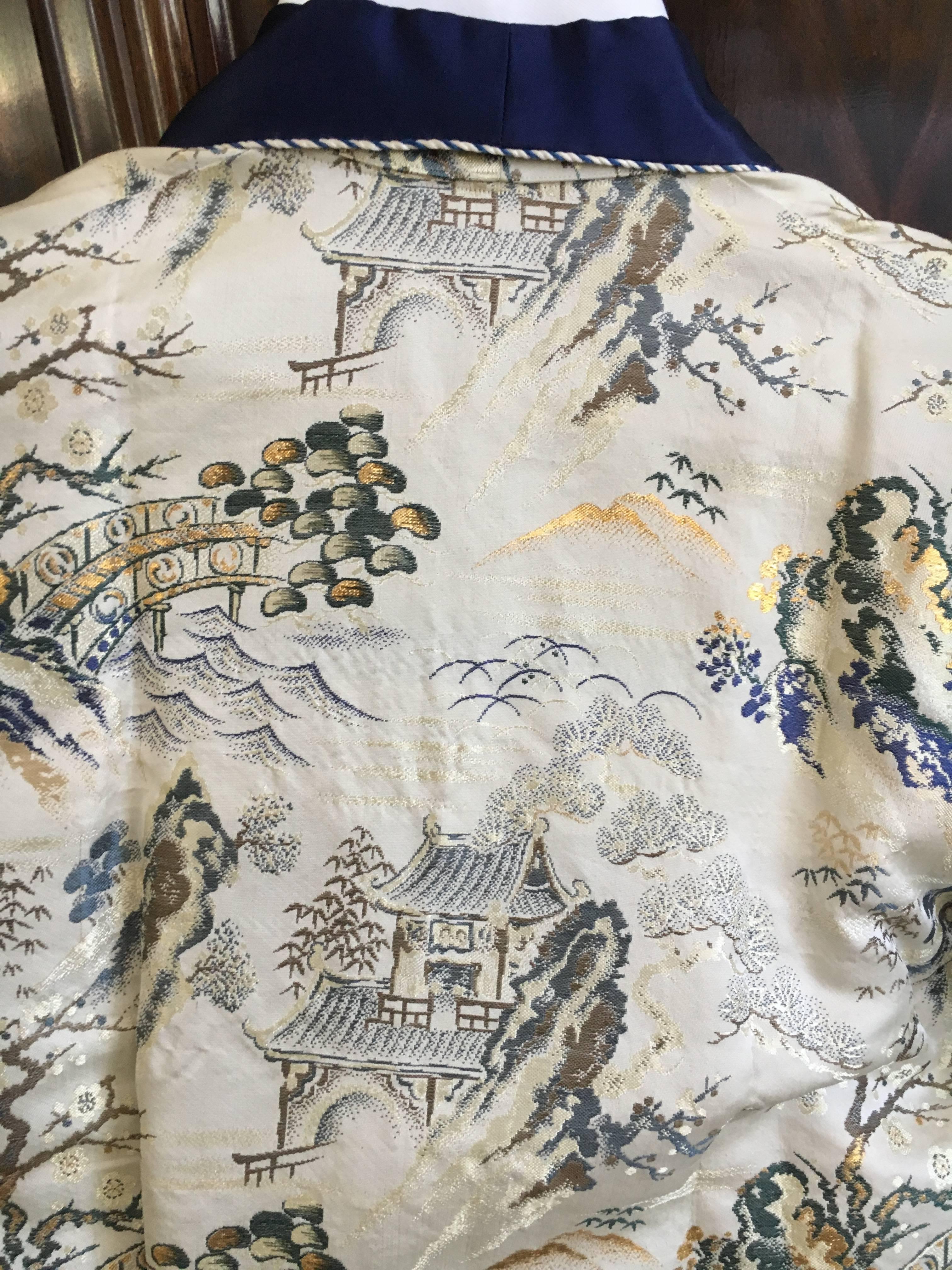 Brown 1950's Gentleman's Kimono Fabric Smoking Jacket Made in Japan 