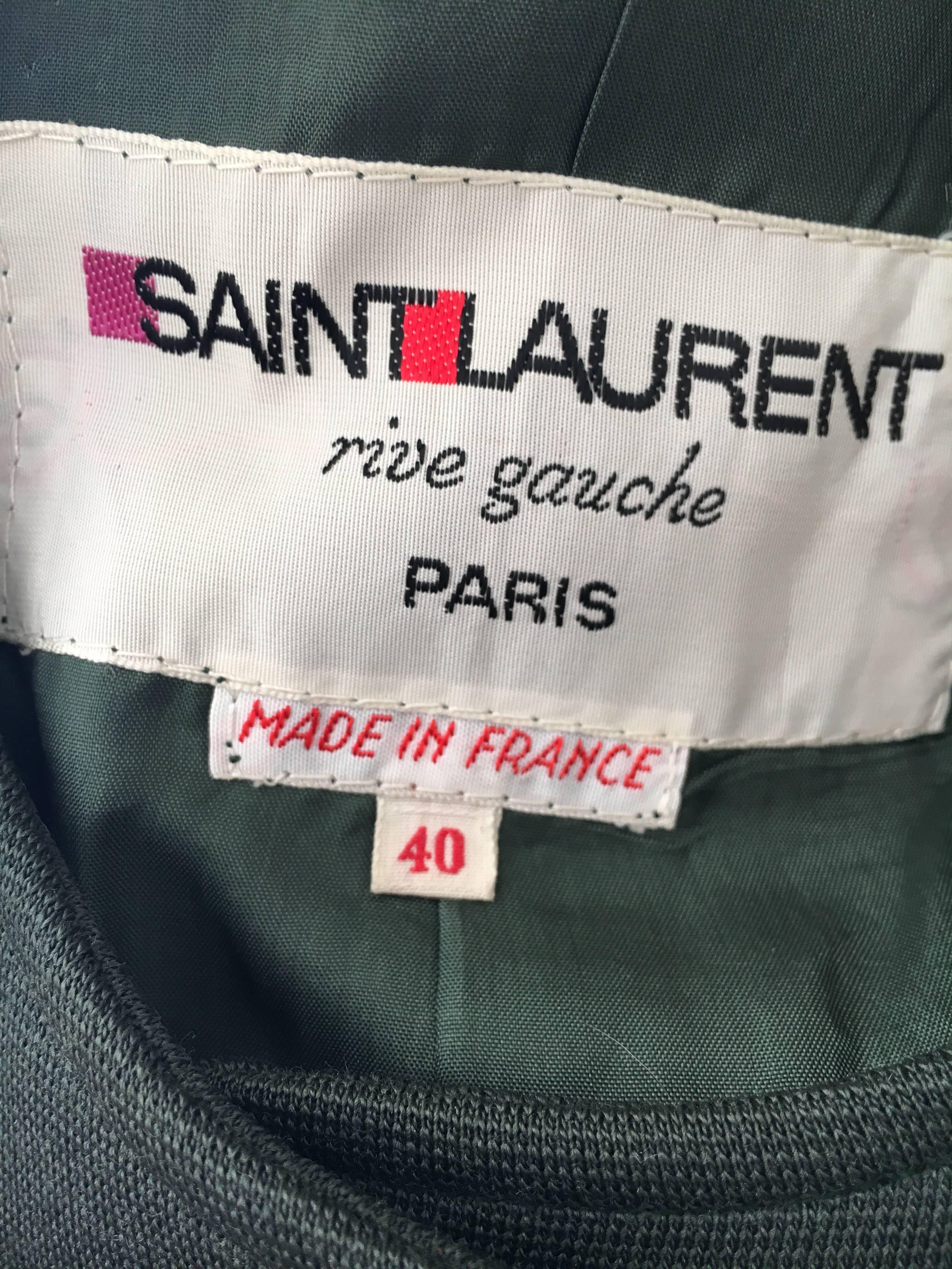 Women's Yves Saint Laurent Early 1960's Olive Green Sleeveless Shift Dress For Sale