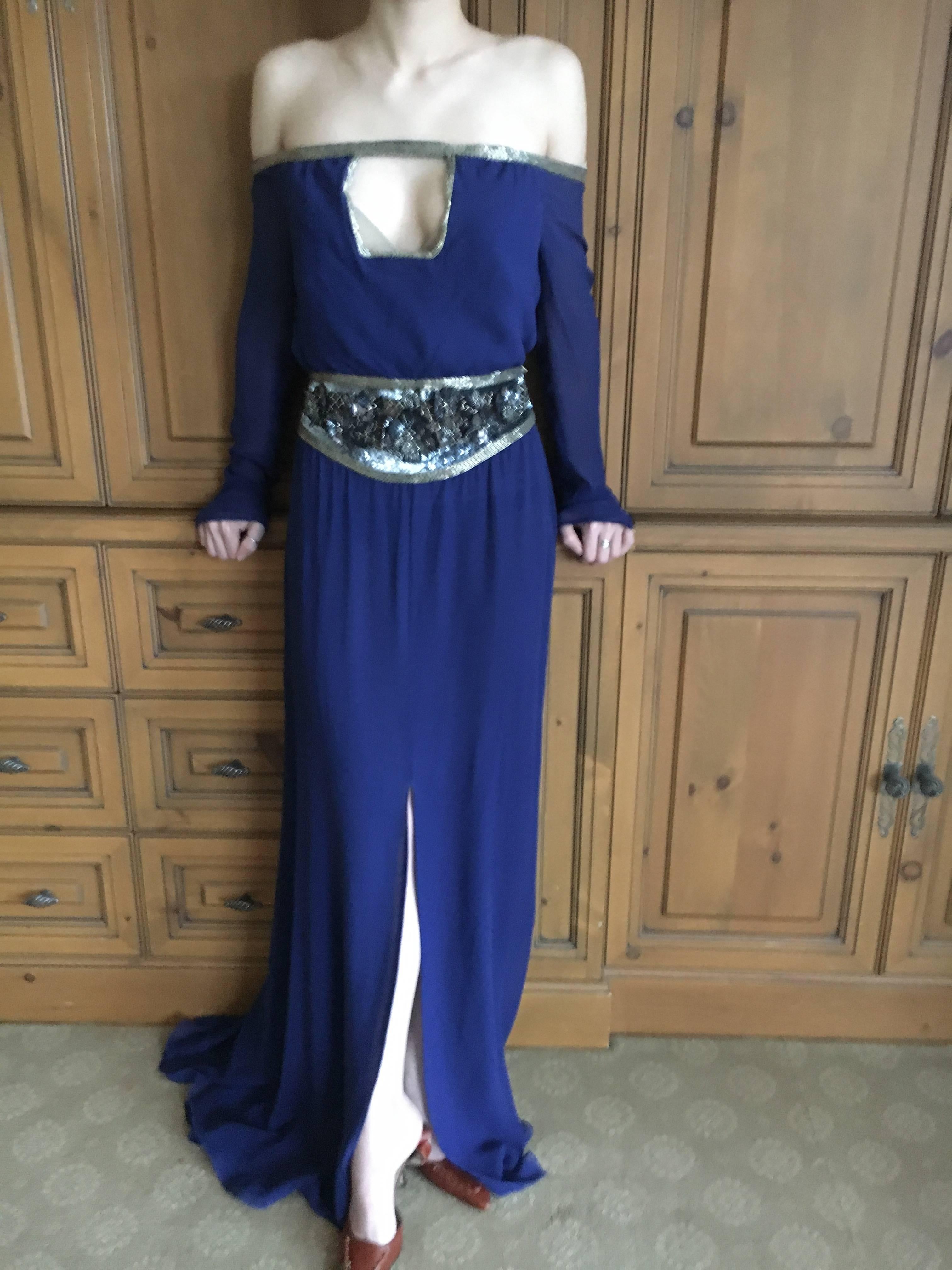 Valentino Silk Chiffon Off the Shoulder Beaded Evening Dress with Keyhole Bust.
This is so much prettier than the photos show.
Bust 38"
Waist 29"
Hips 45"
Length 52"
There are some minor snags, nothing obvious