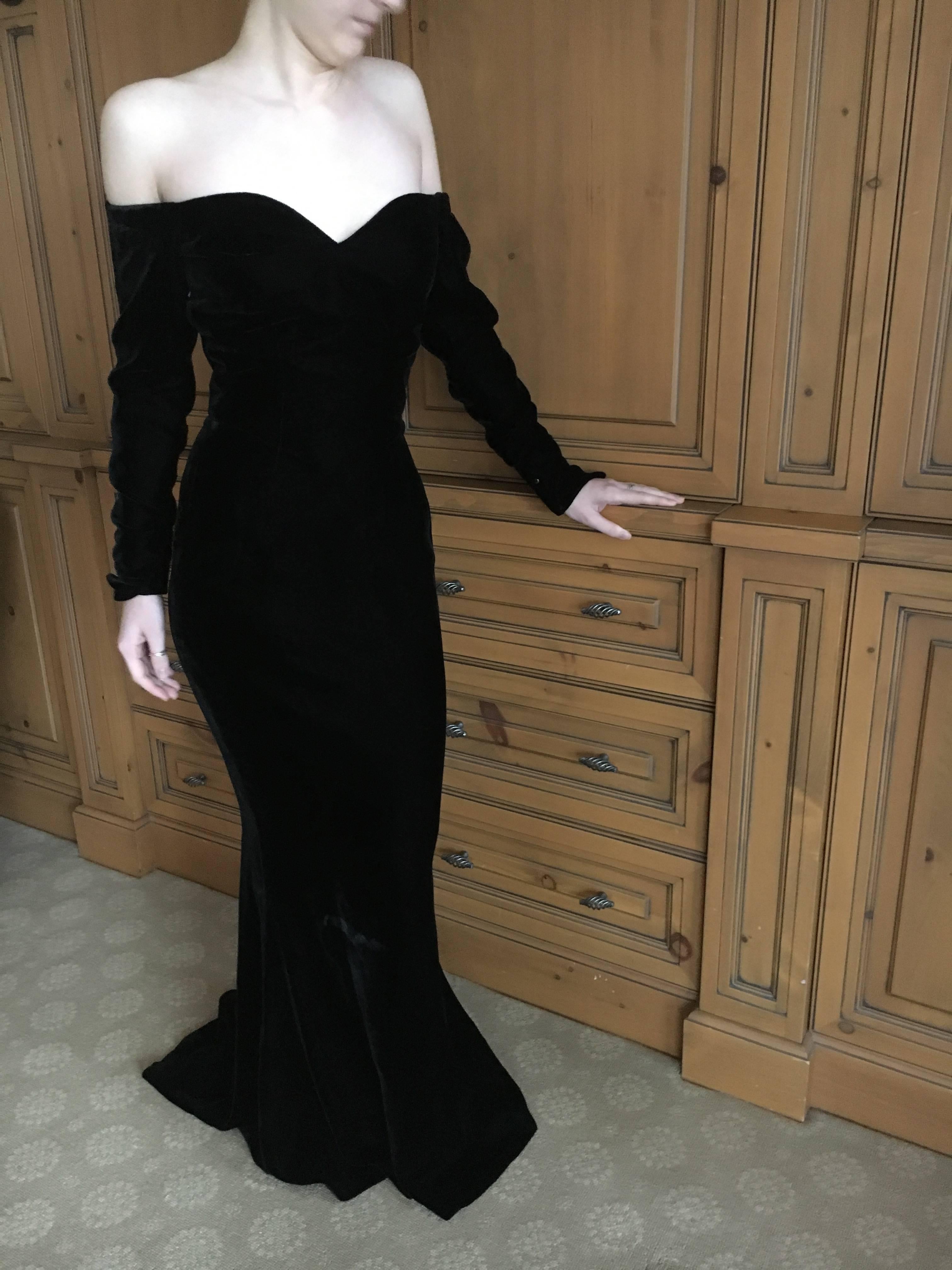 Thierry Mugler 1980's Black Velvet Off the Shoulder Evening Dress with Train In Excellent Condition In Cloverdale, CA