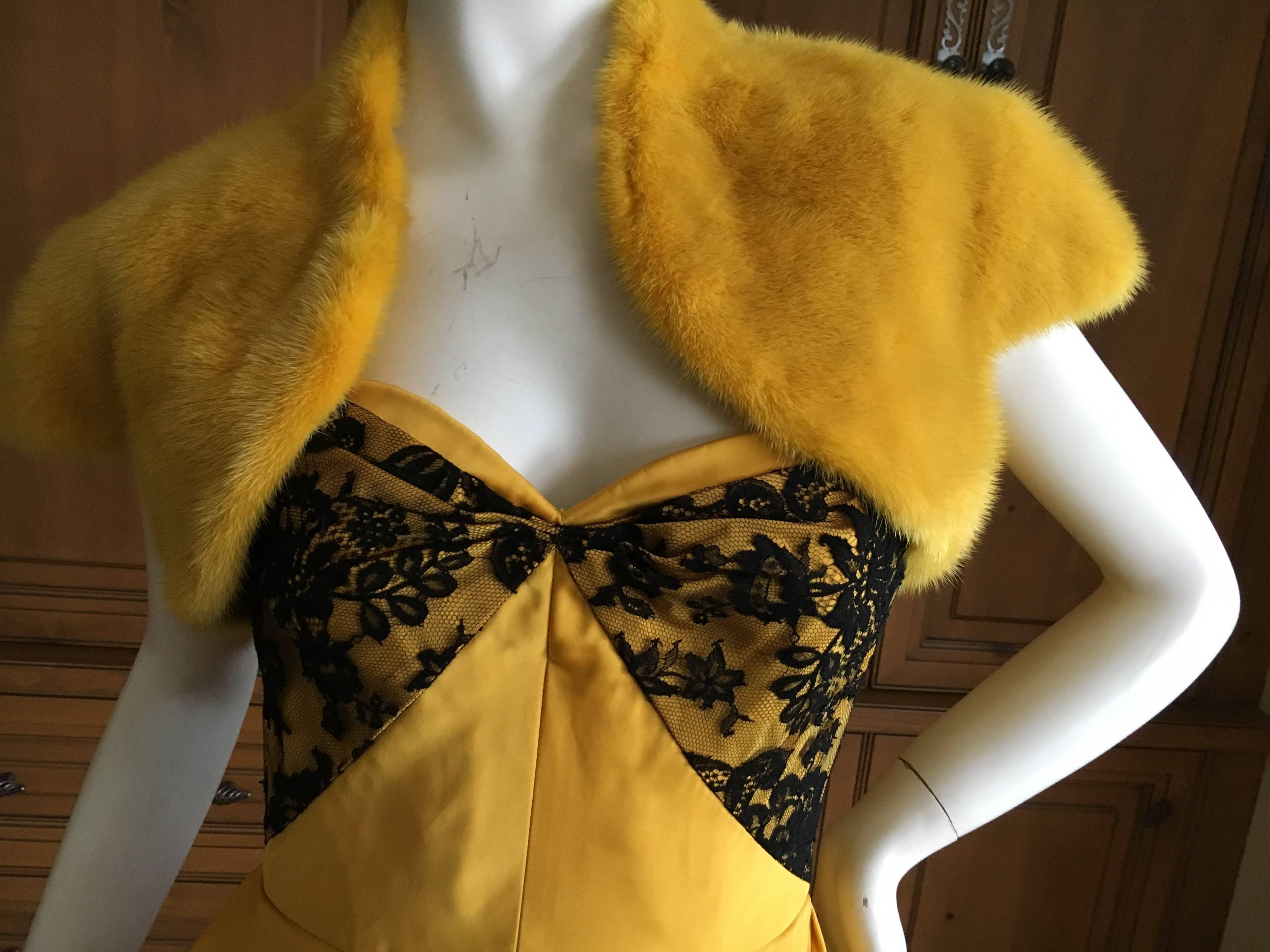 Oscar de la Renta Marigold Floral Strapless Evening Dress with Mink Shrug For Sale 3