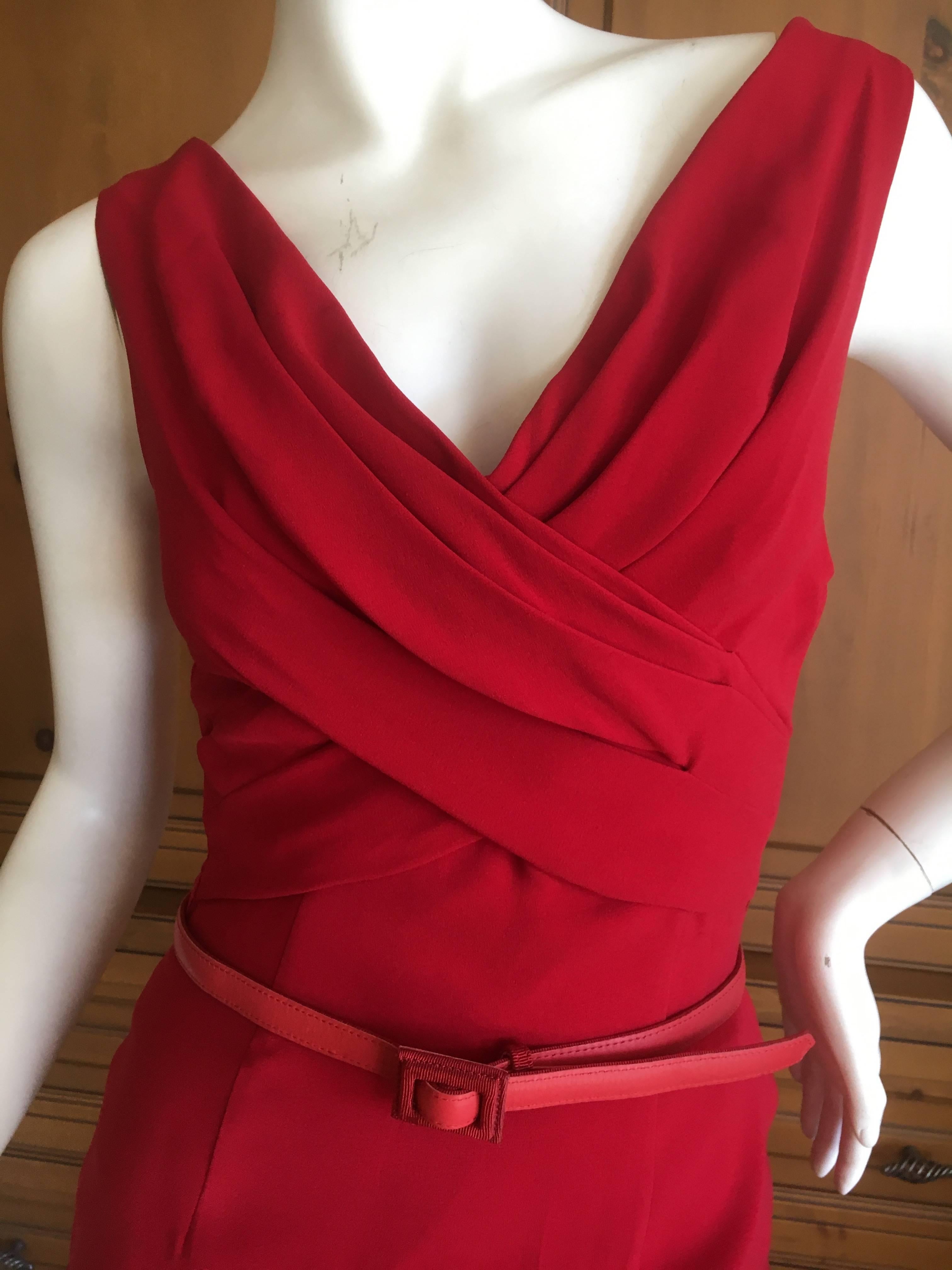 Christian Dior by John Galliano Red Belted Day Dress.
Lined in sik, with a detachable belt, so chic.
Size 38
Bust 36