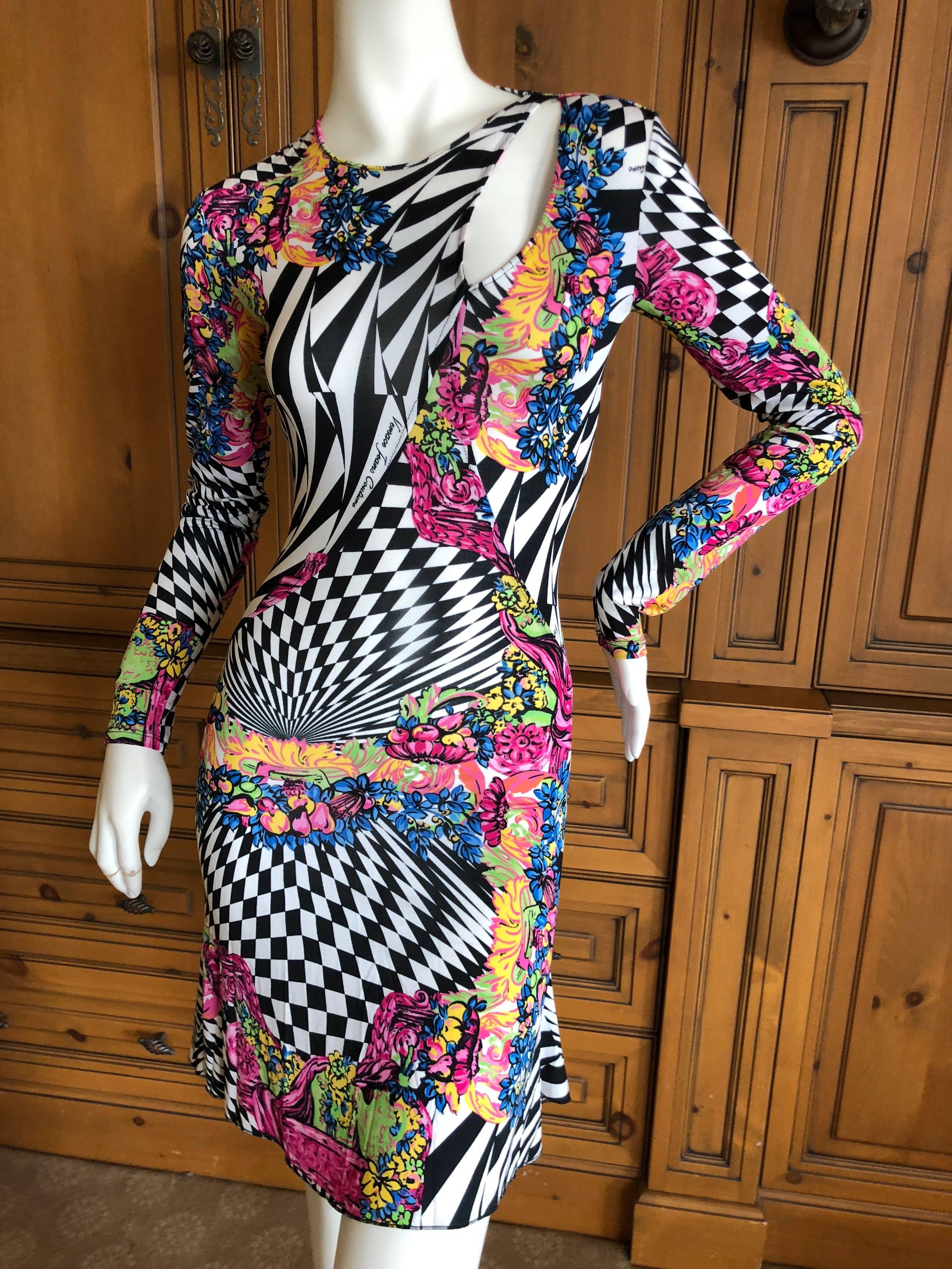 Versace Jeans Couture Colorful Vintage Op Art Print Keyhole Cocktail Dress.
Size 38
Bust 36