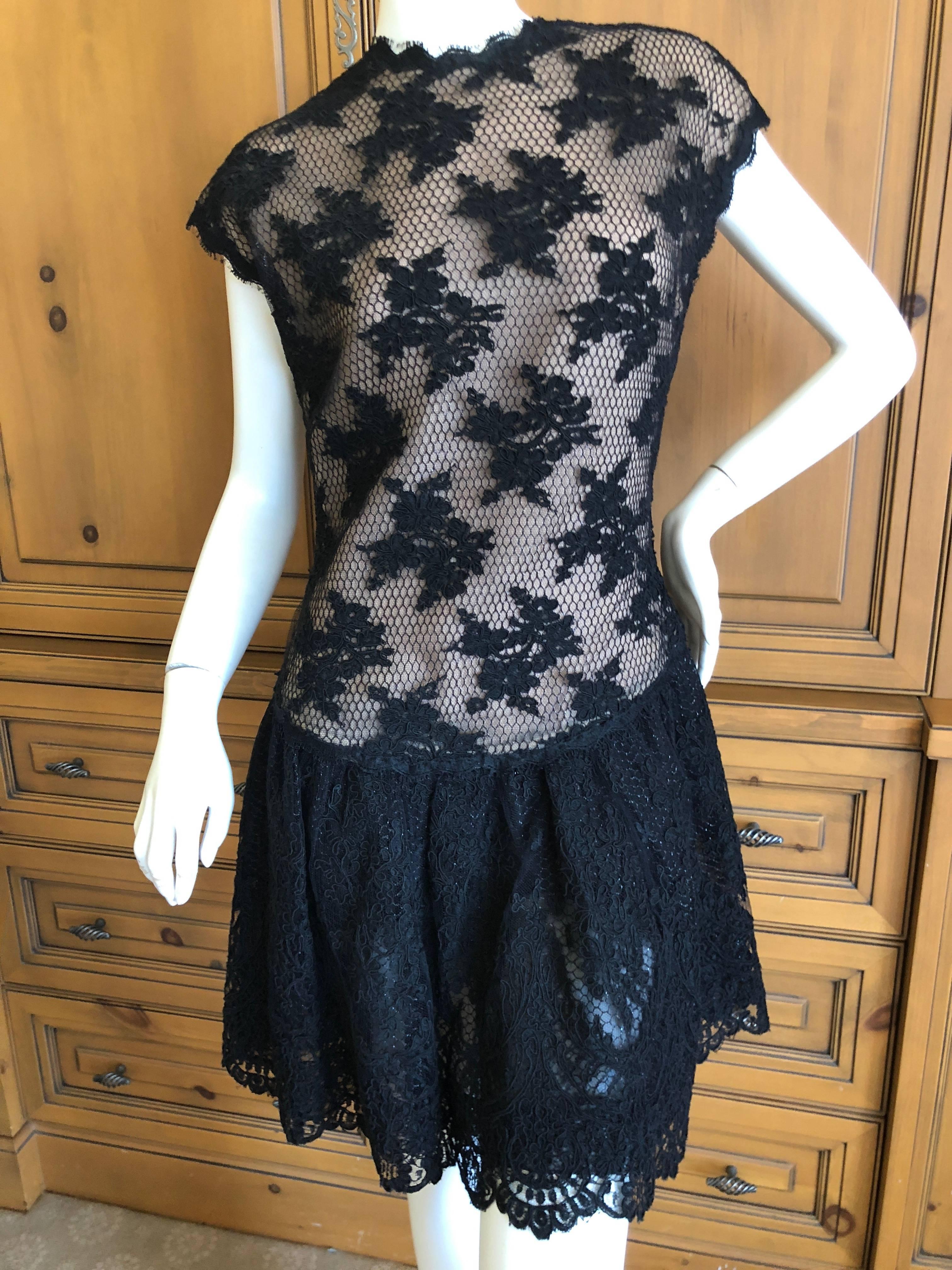 Geoffrey Beene Vintage Metallic Accented Lace Dress with Scallop Edges In Excellent Condition For Sale In Cloverdale, CA