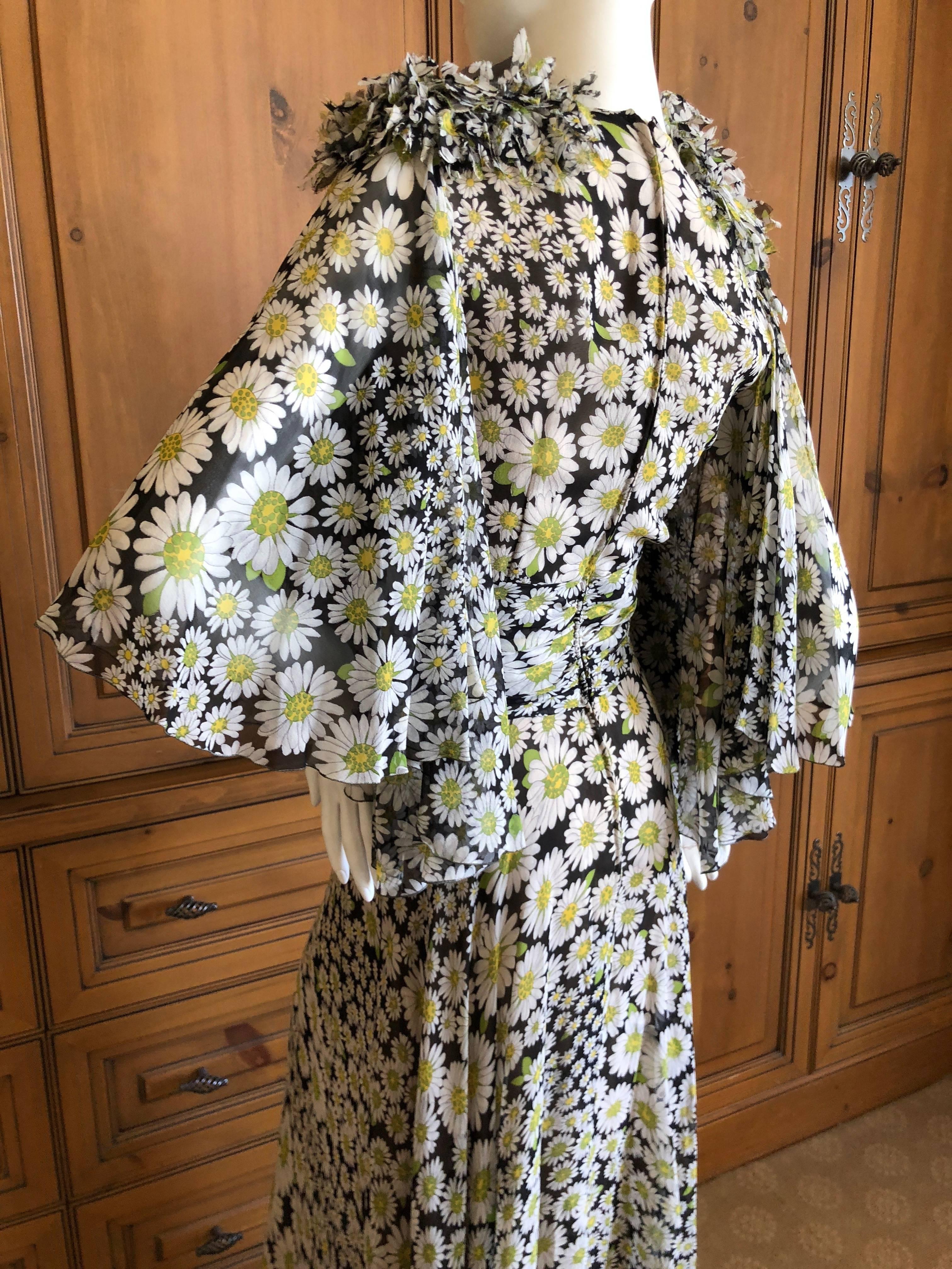 Cardinali Daisy Print Silk Chiffon Bell Sleeve Evening Dress, 1970s  For Sale 11