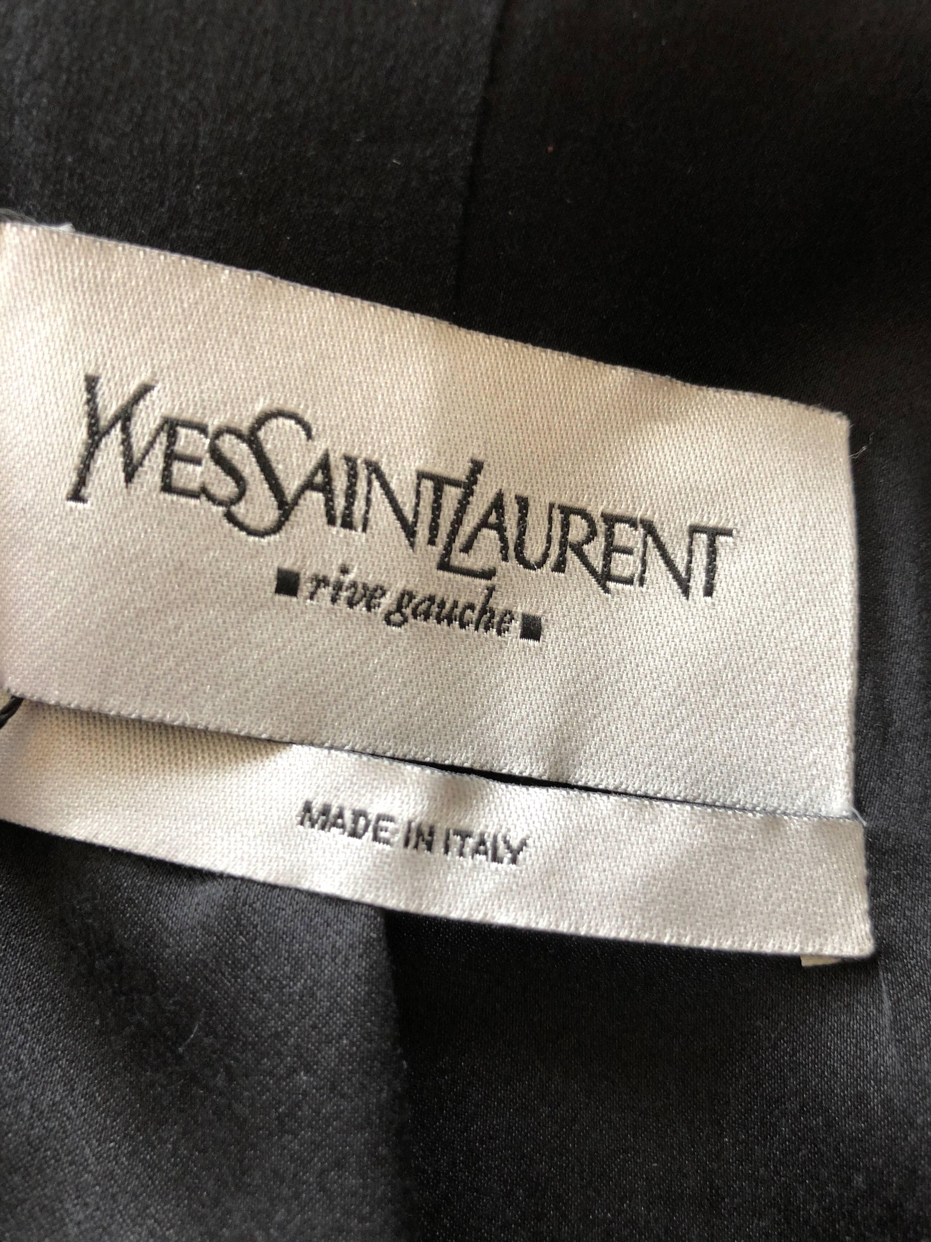 Yves Saint Laurent by Tom Ford Black Wool Ruffle Front Coat from Fall 2004 For Sale 3