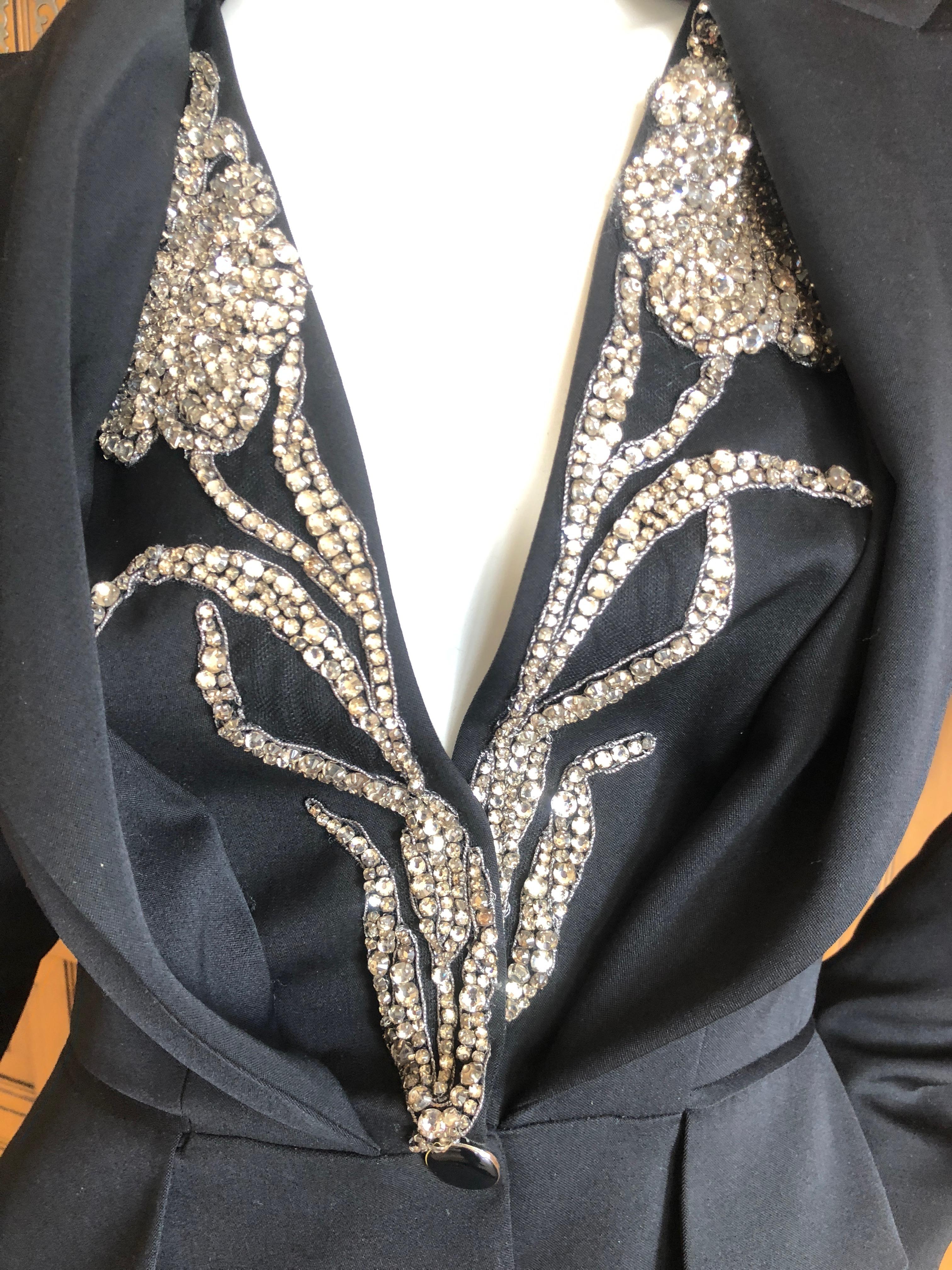 Alexander McQueen Black Tailored Tailcoat with Crystal Embellished Floral Lapels

Size 40
Bust 36