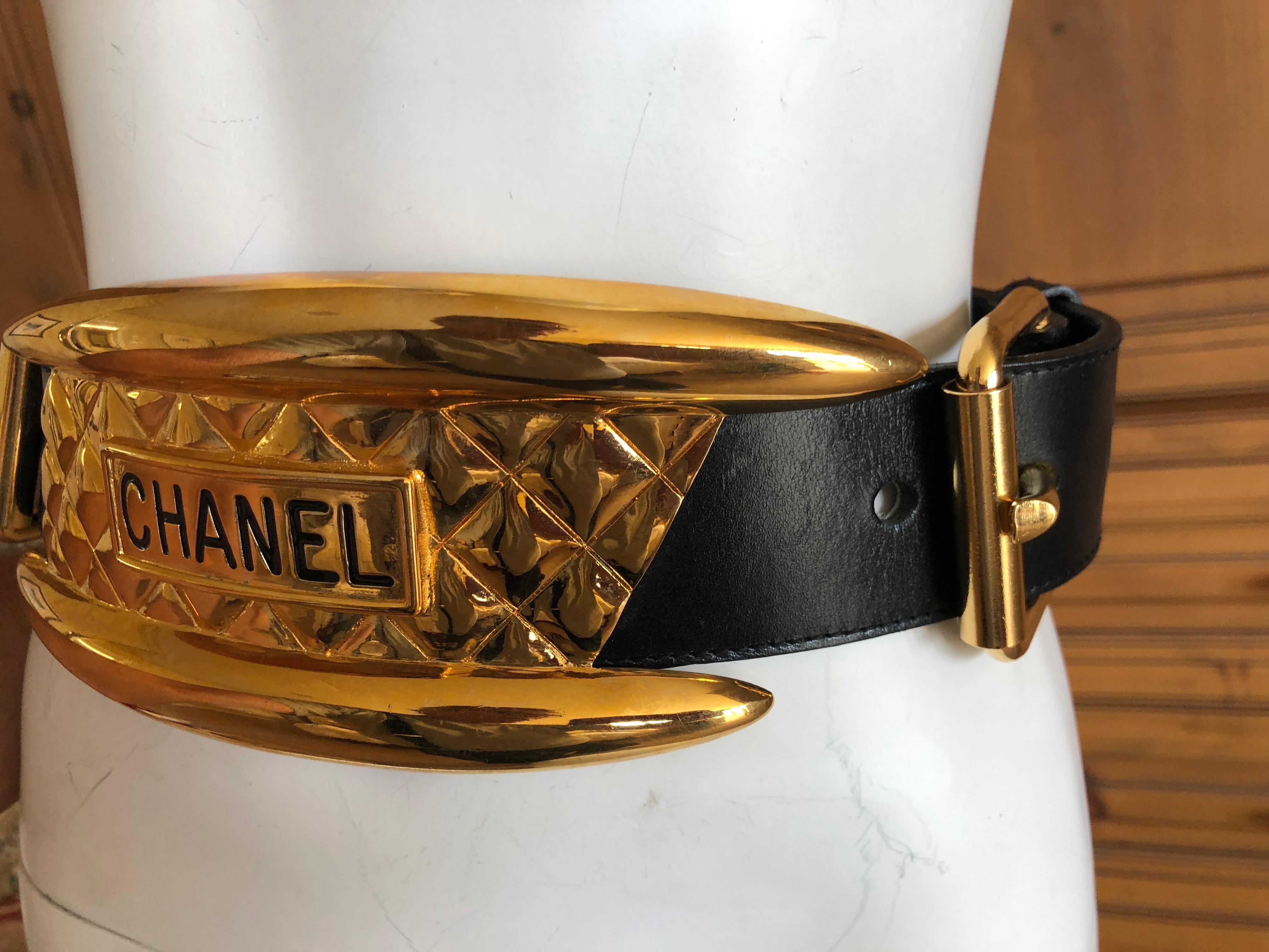 Chanel Wide Quilted Gold Motorcycle Belt Vogue Supermodel Photo Shoot, 1991 2