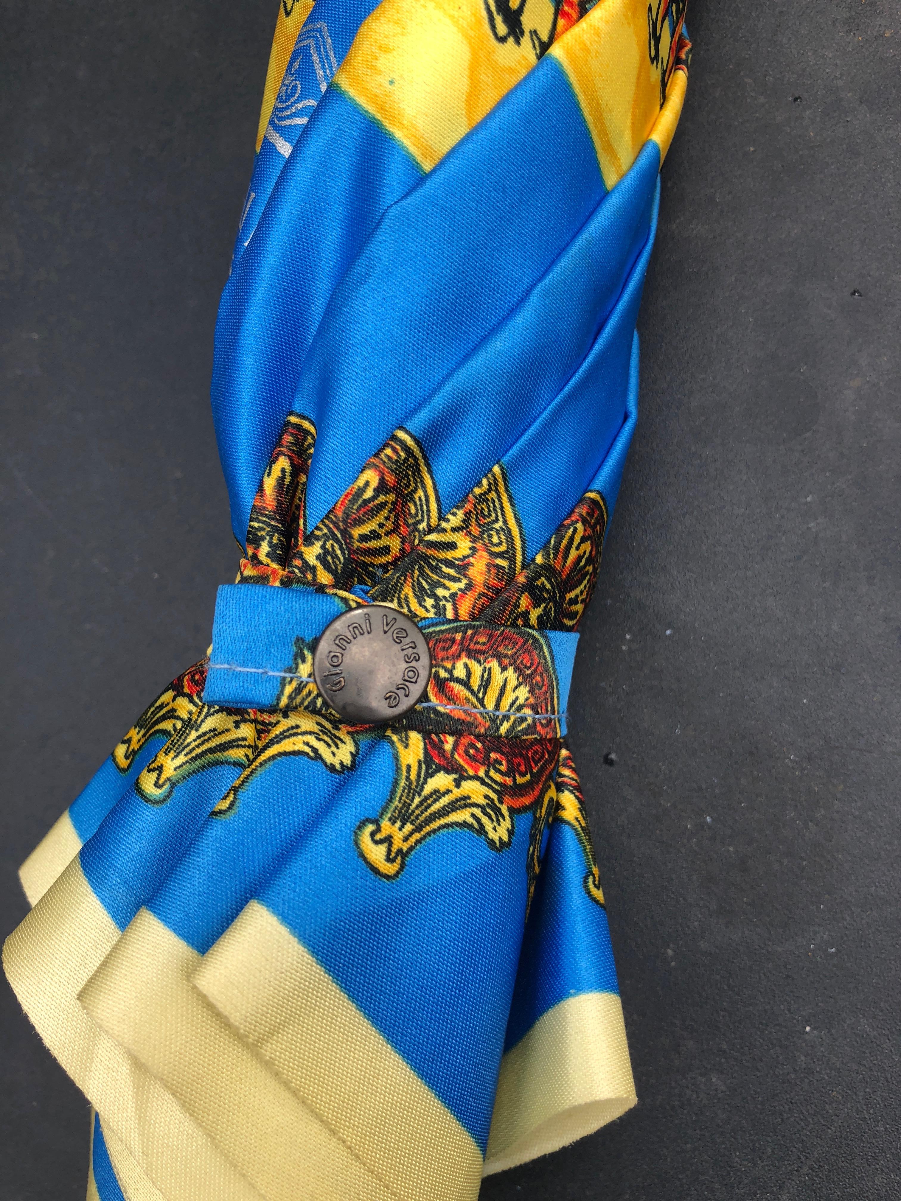 Atelier Versace Vintage Fall 92 Silk Umbrella with American Indian Tee Pee Print 2