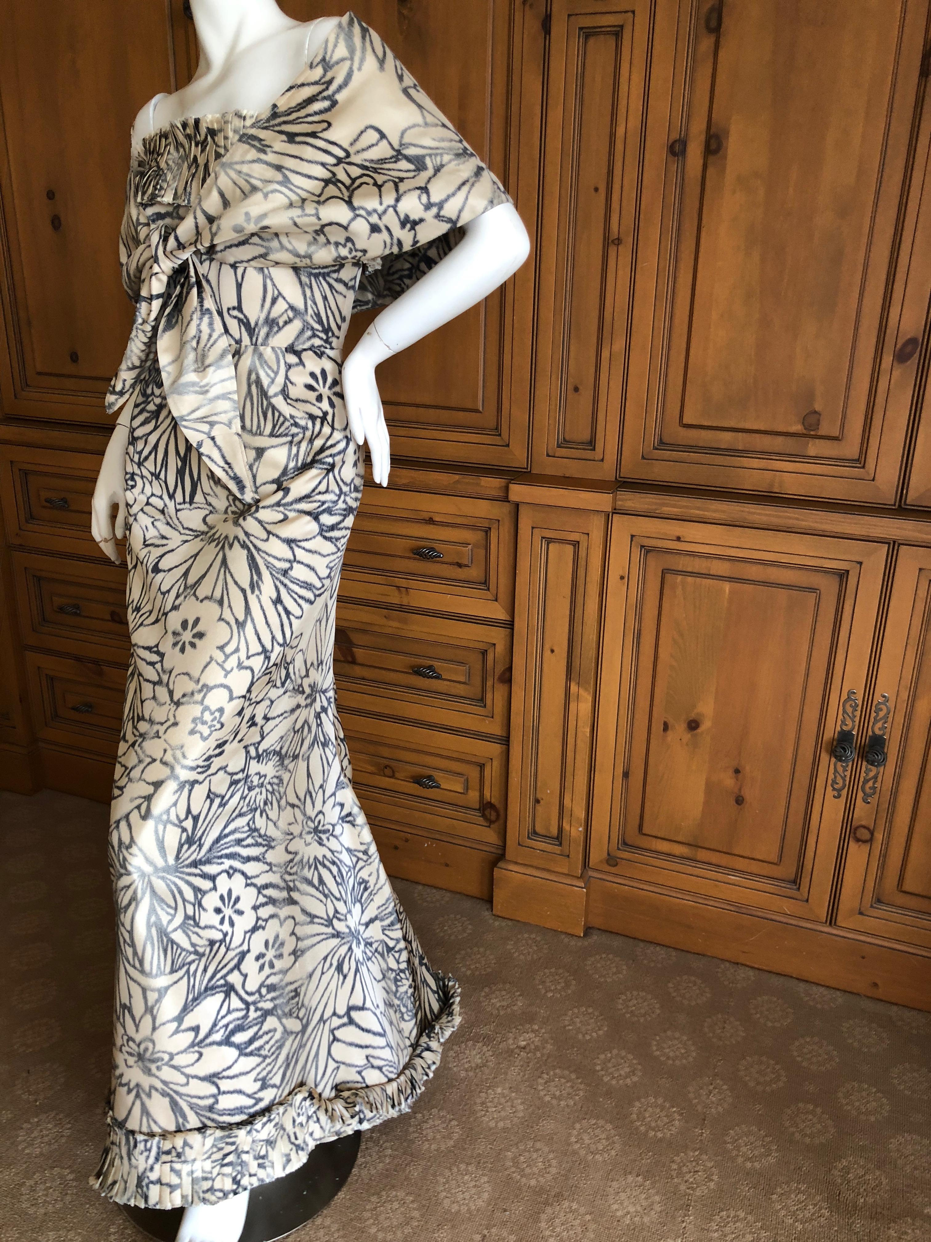 Oscar de la Renta for Bergdorf Goodman Strapless Silk Evening Dress with Shawl In Excellent Condition For Sale In Cloverdale, CA