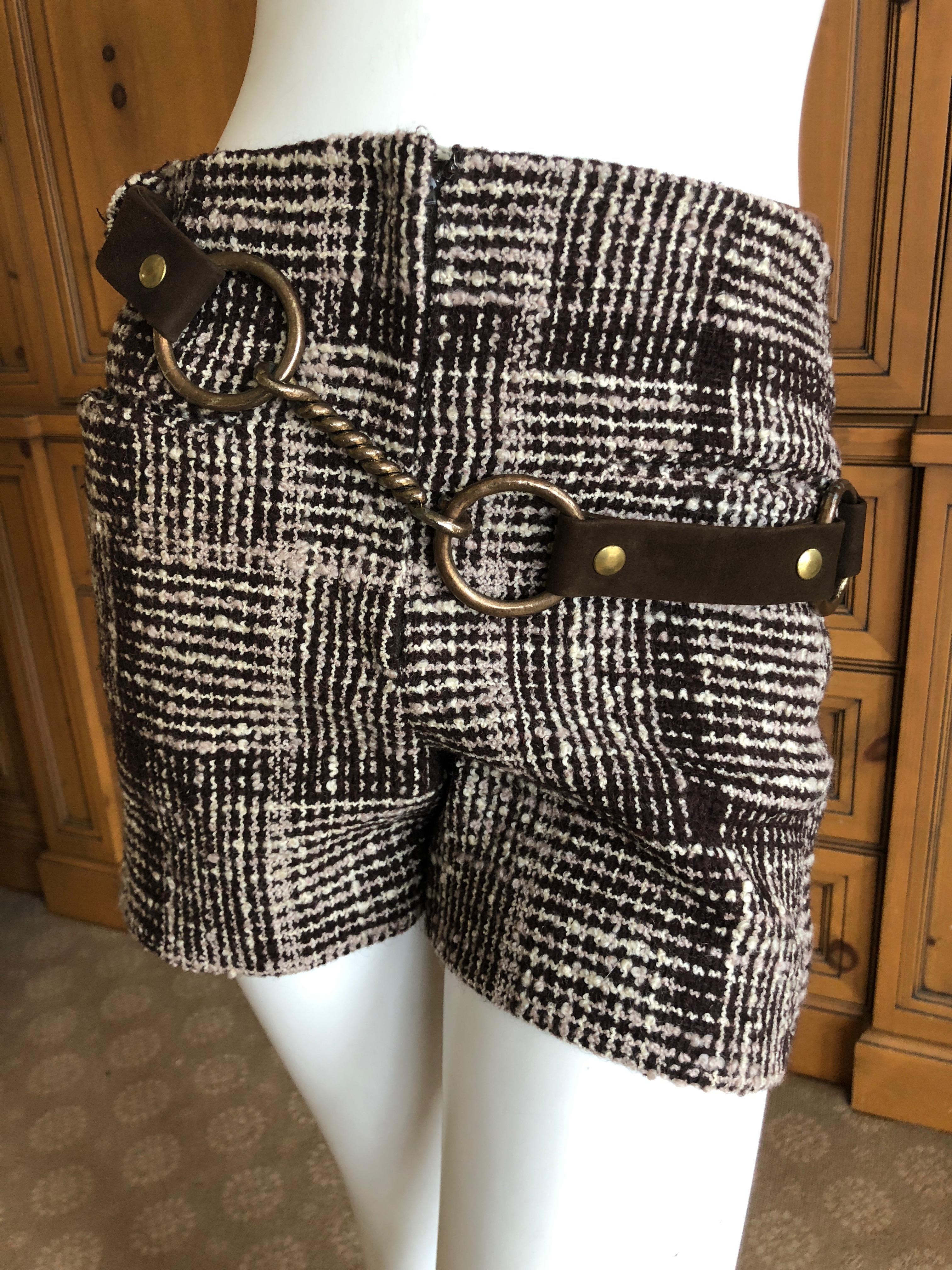 Cardinali Silk Lined Plaid Tweed Hot Pants w Bold Brass Hardware Leather Belt  In Good Condition For Sale In Cloverdale, CA