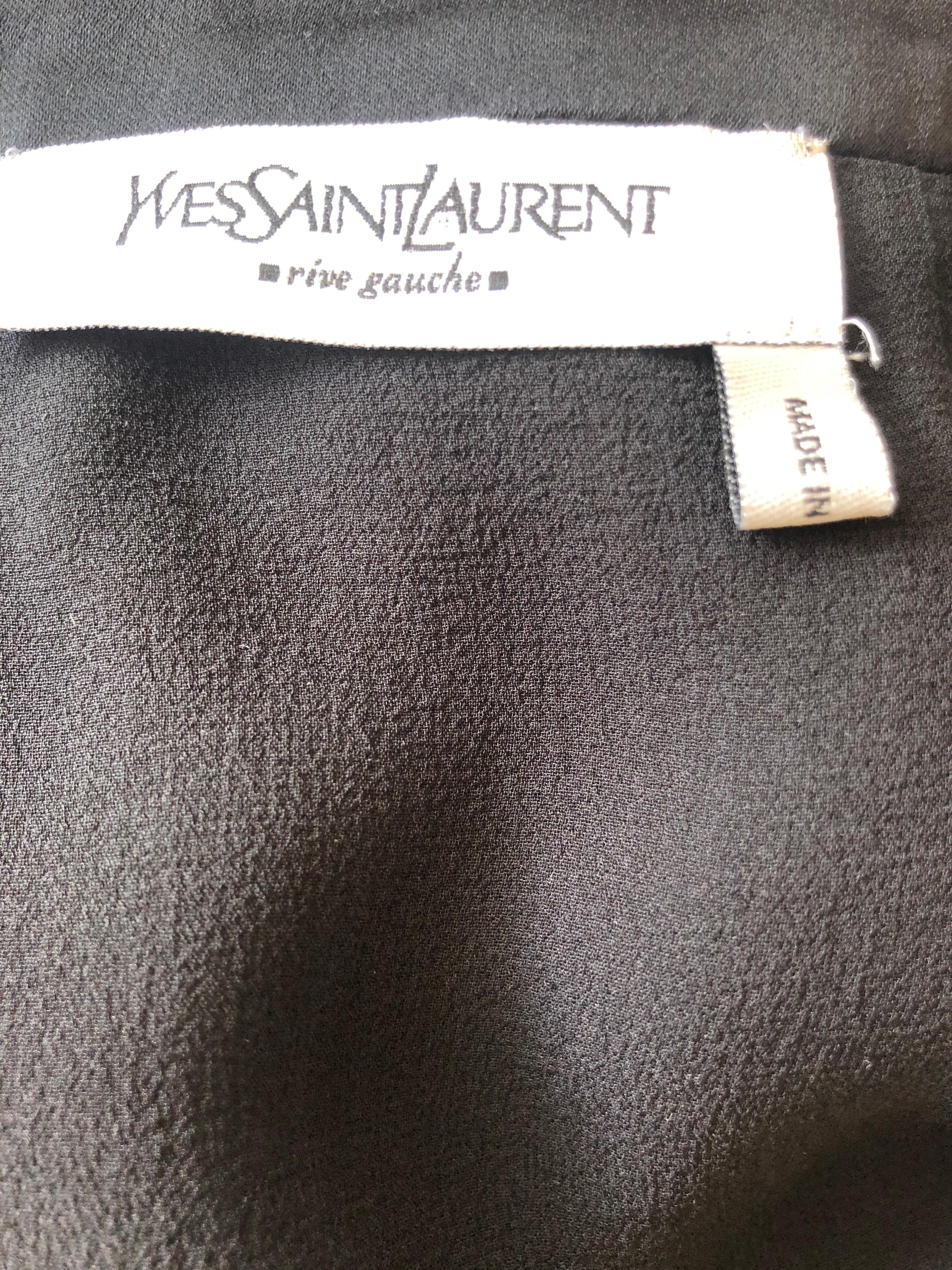 Yves Saint Laurent by Tom Ford 2004 Black Silk Skirt Size 40 For Sale 3