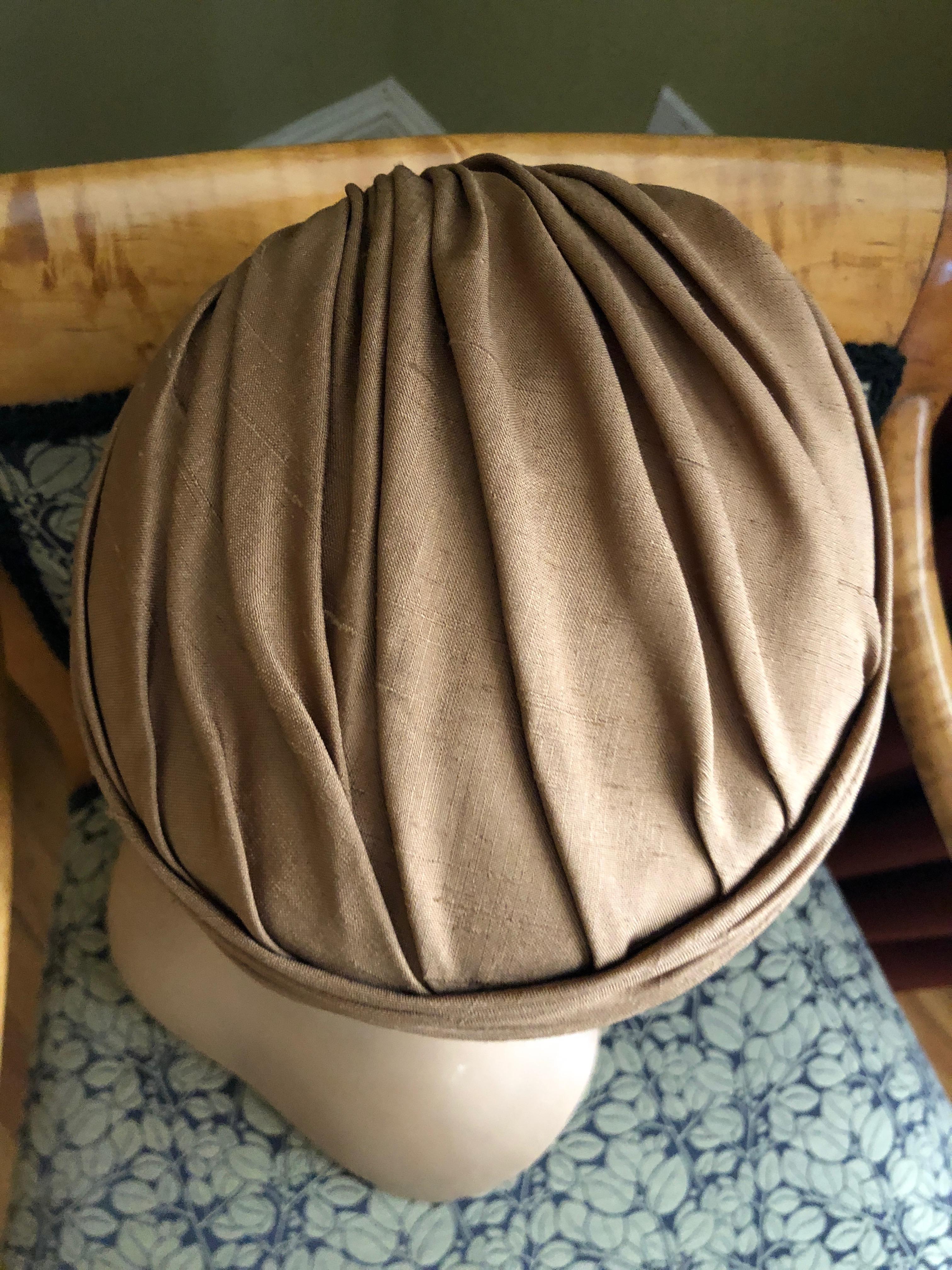 I. Magnin 1960 Deadstock Short Brown Silk Turban Hat For Sale 3