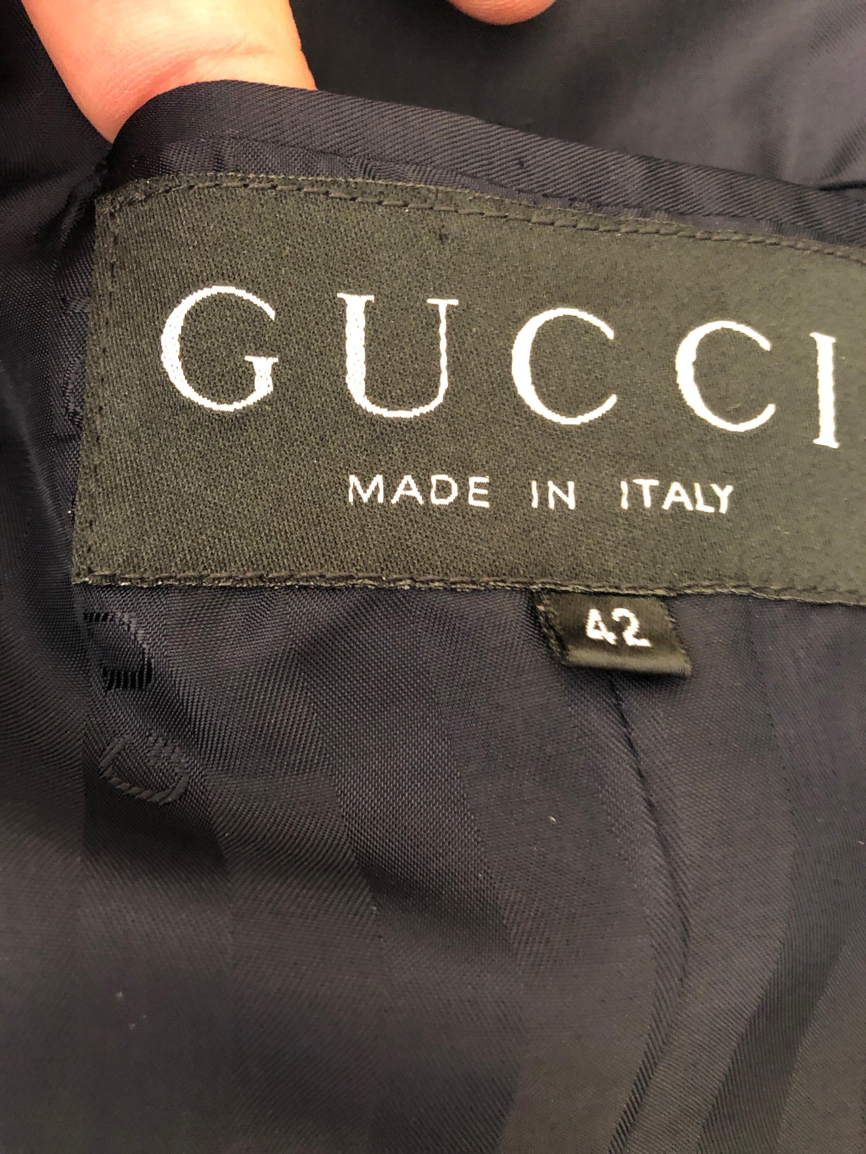 Gucci Tom Ford Fall 1996 Blue Velvet Peak Lapel Tuxedo  Size 42  Pristine For Sale 4