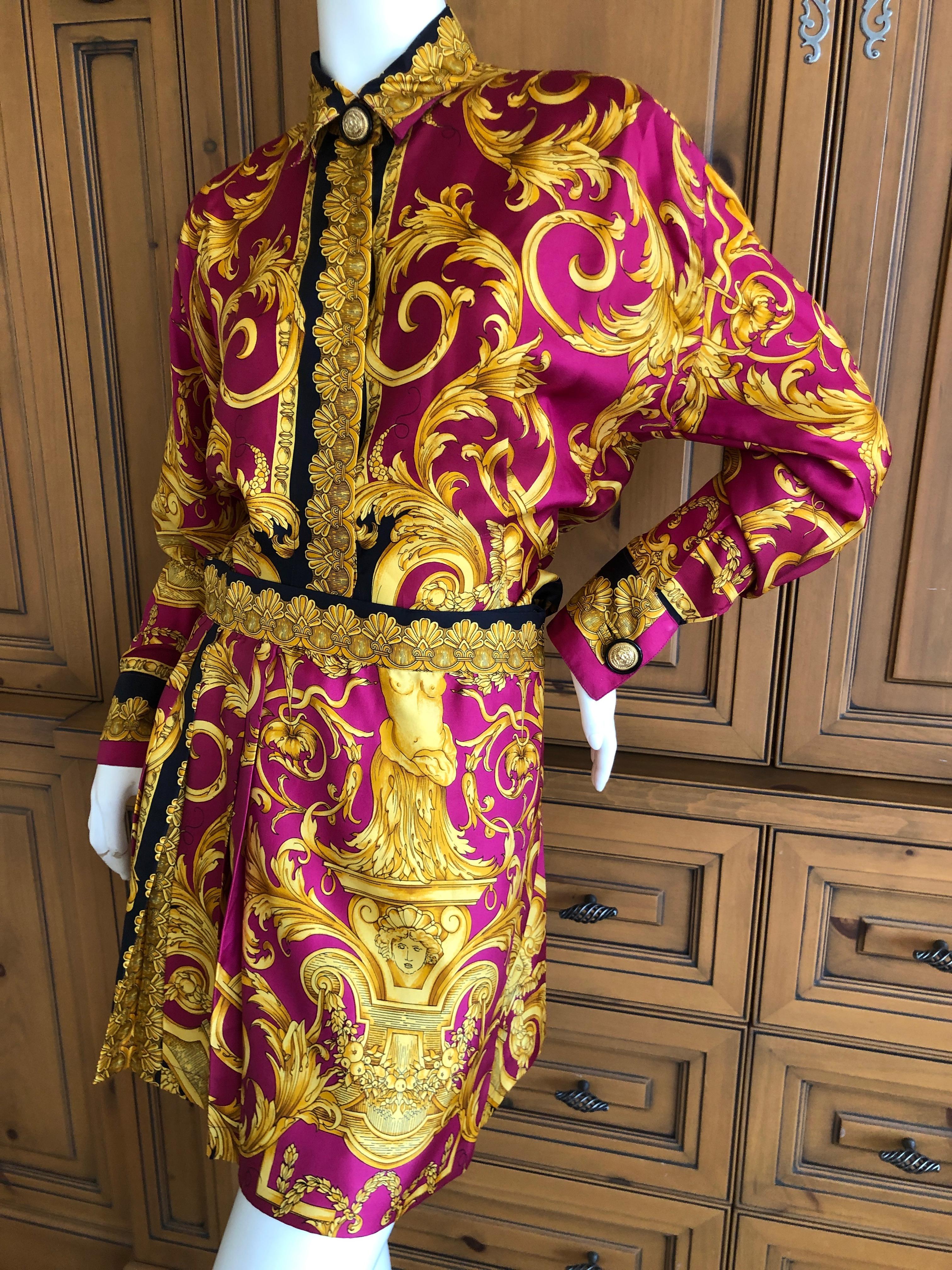 Gianni Versace 1987 Fuchsia and Gold Baroque Print Pleated Mini Skirt Suit For Sale 4