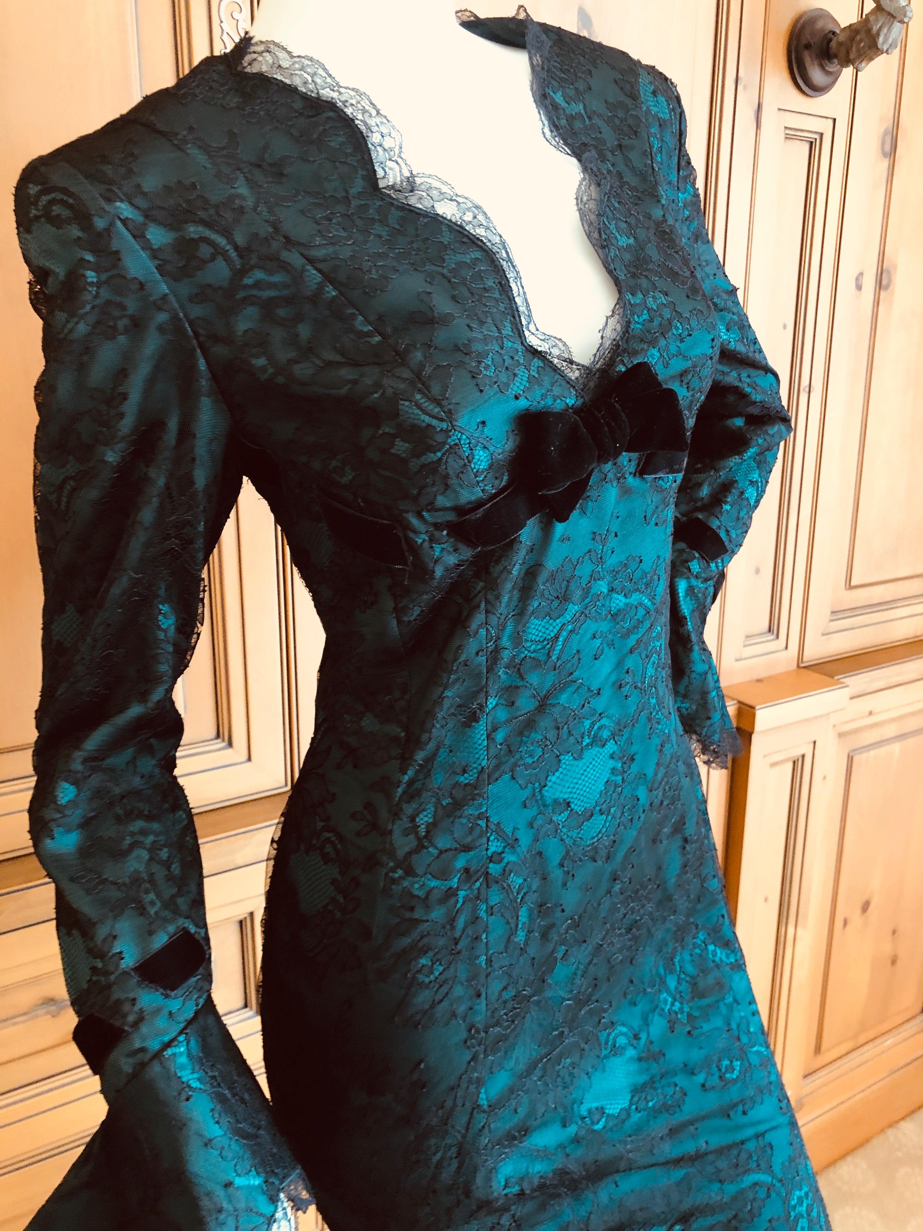 Women's Thierry Mugler Green Vintage 80's Evening Dress with Black Lace Overlay For Sale