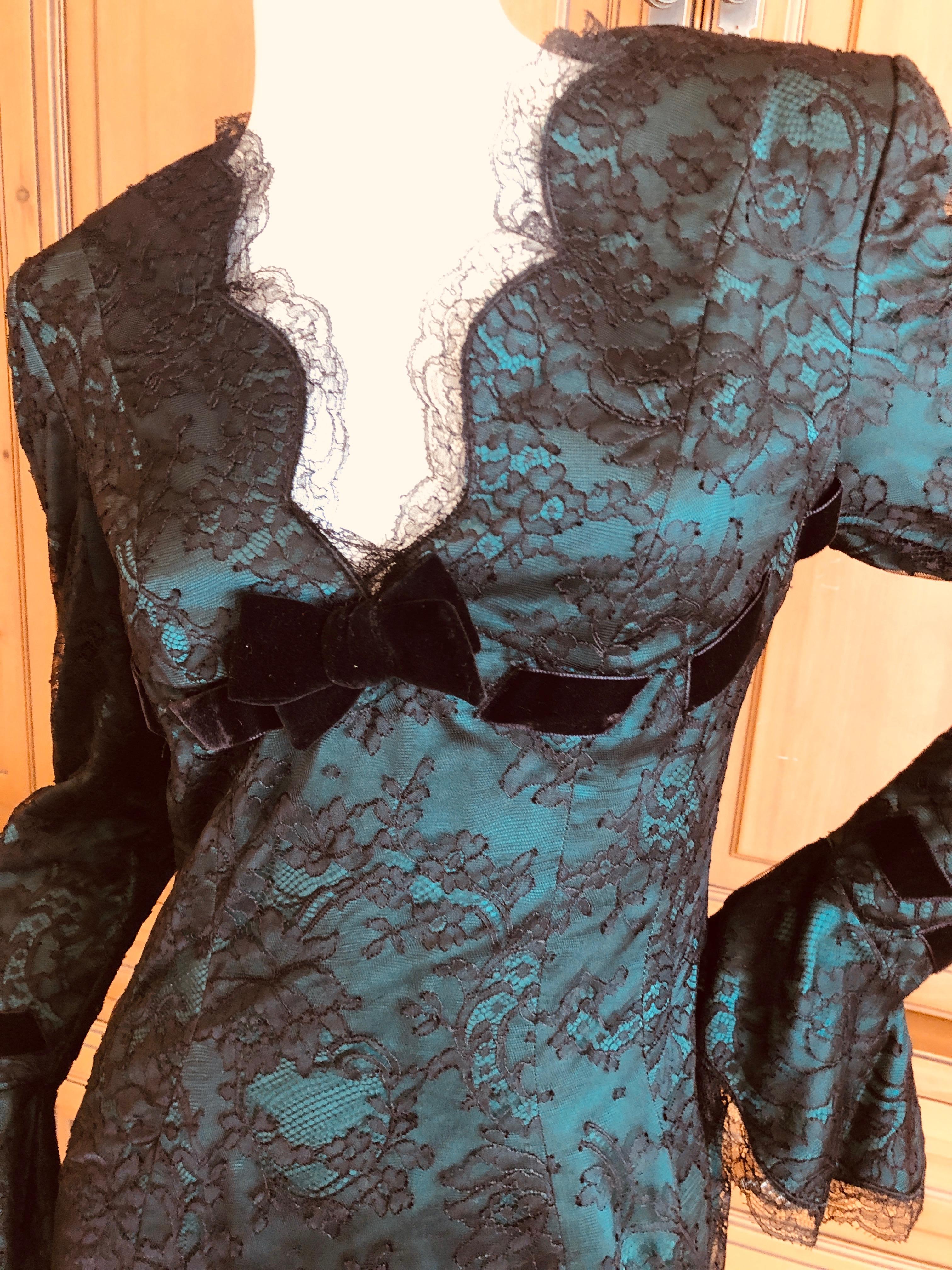 Thierry Mugler Green Vintage 80's Evening Dress with Black Lace Overlay For Sale 3