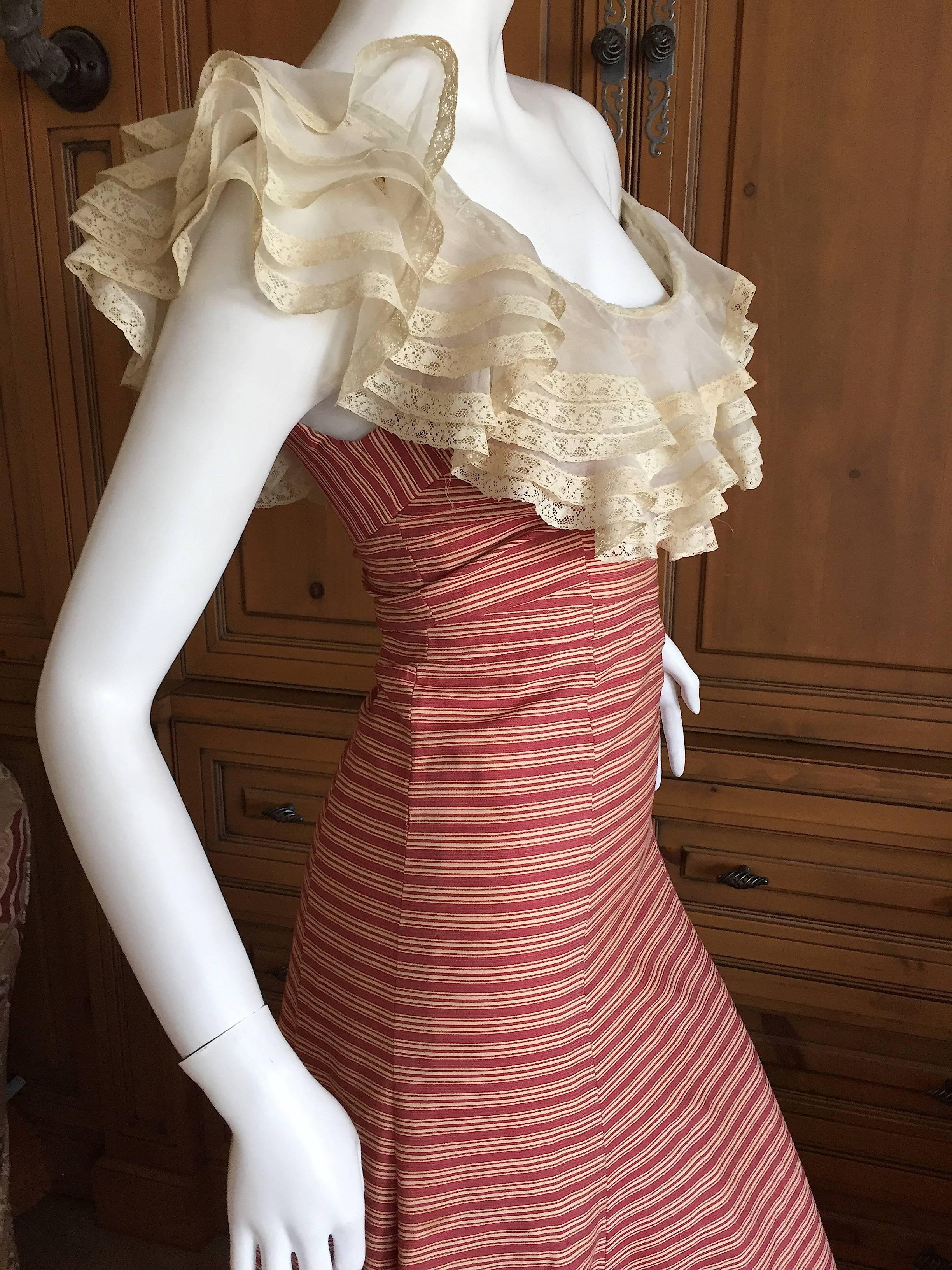1930's Sweet Stripe Day Dress with Lace Bust and Hem In Good Condition For Sale In Cloverdale, CA